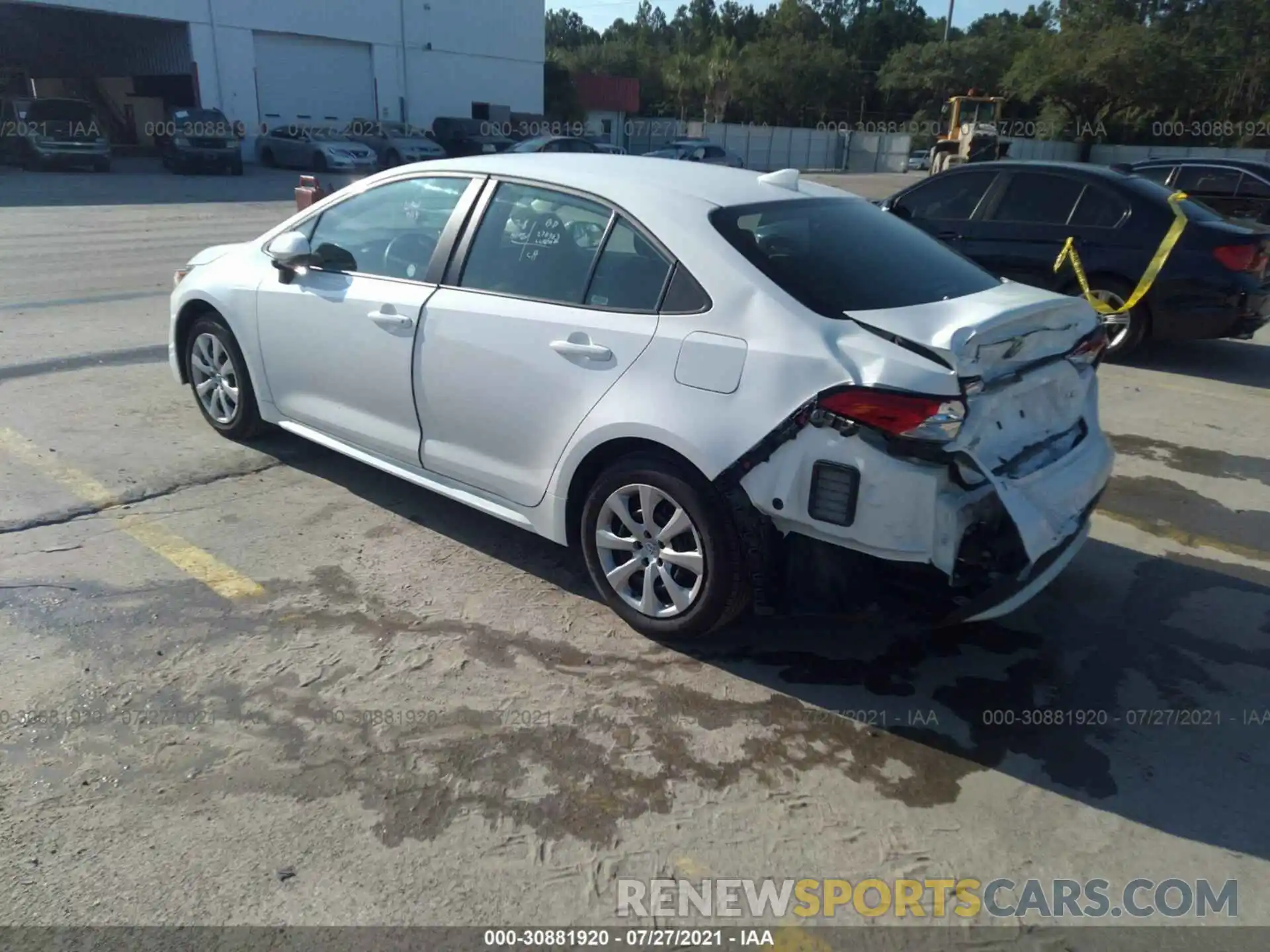 3 Photograph of a damaged car 5YFEPMAE9MP216301 TOYOTA COROLLA 2021