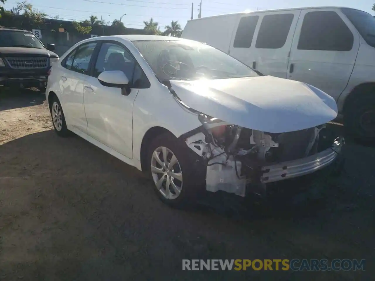 1 Photograph of a damaged car 5YFEPMAE9MP219988 TOYOTA COROLLA 2021