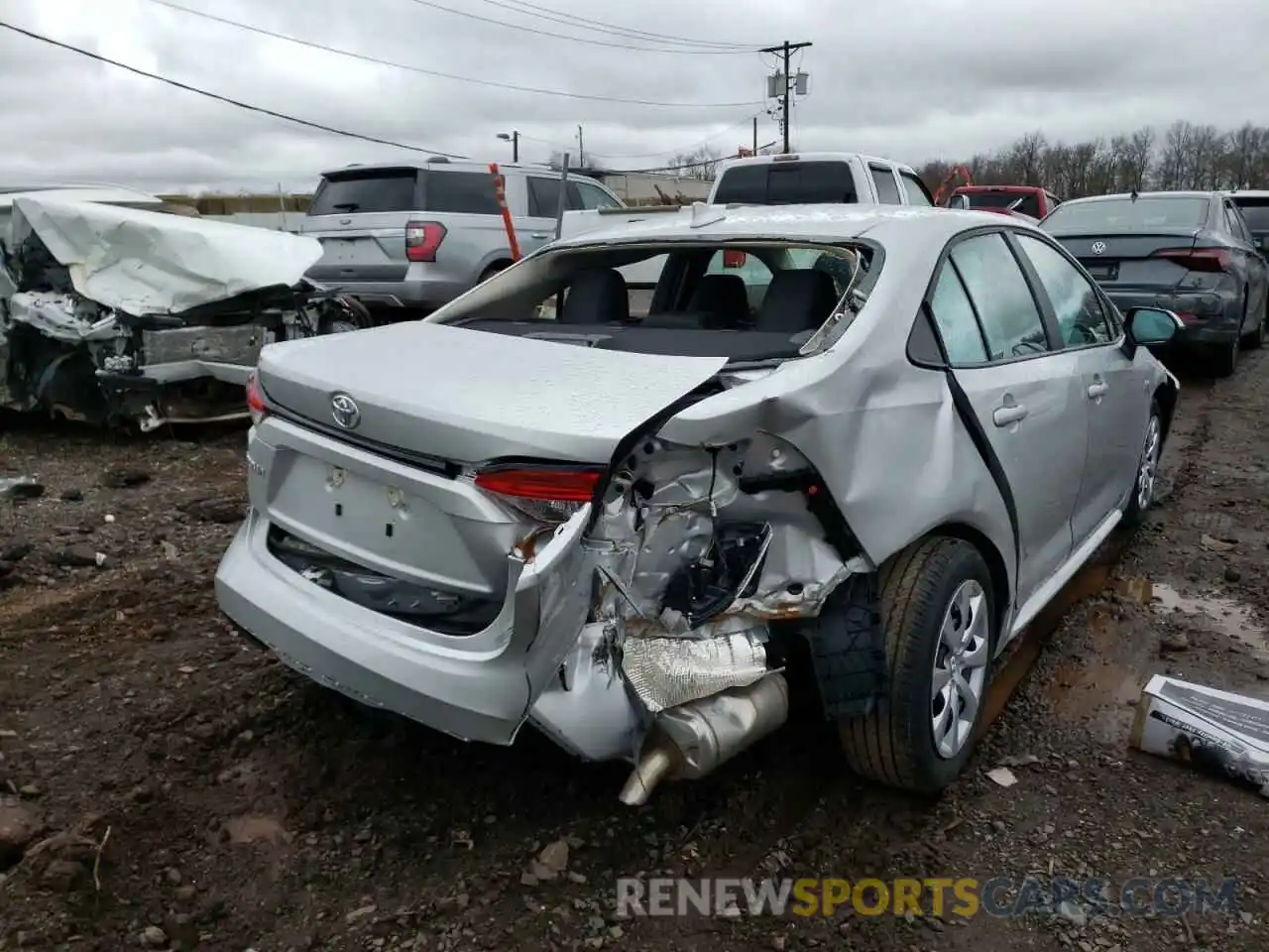 4 Photograph of a damaged car 5YFEPMAE9MP224477 TOYOTA COROLLA 2021