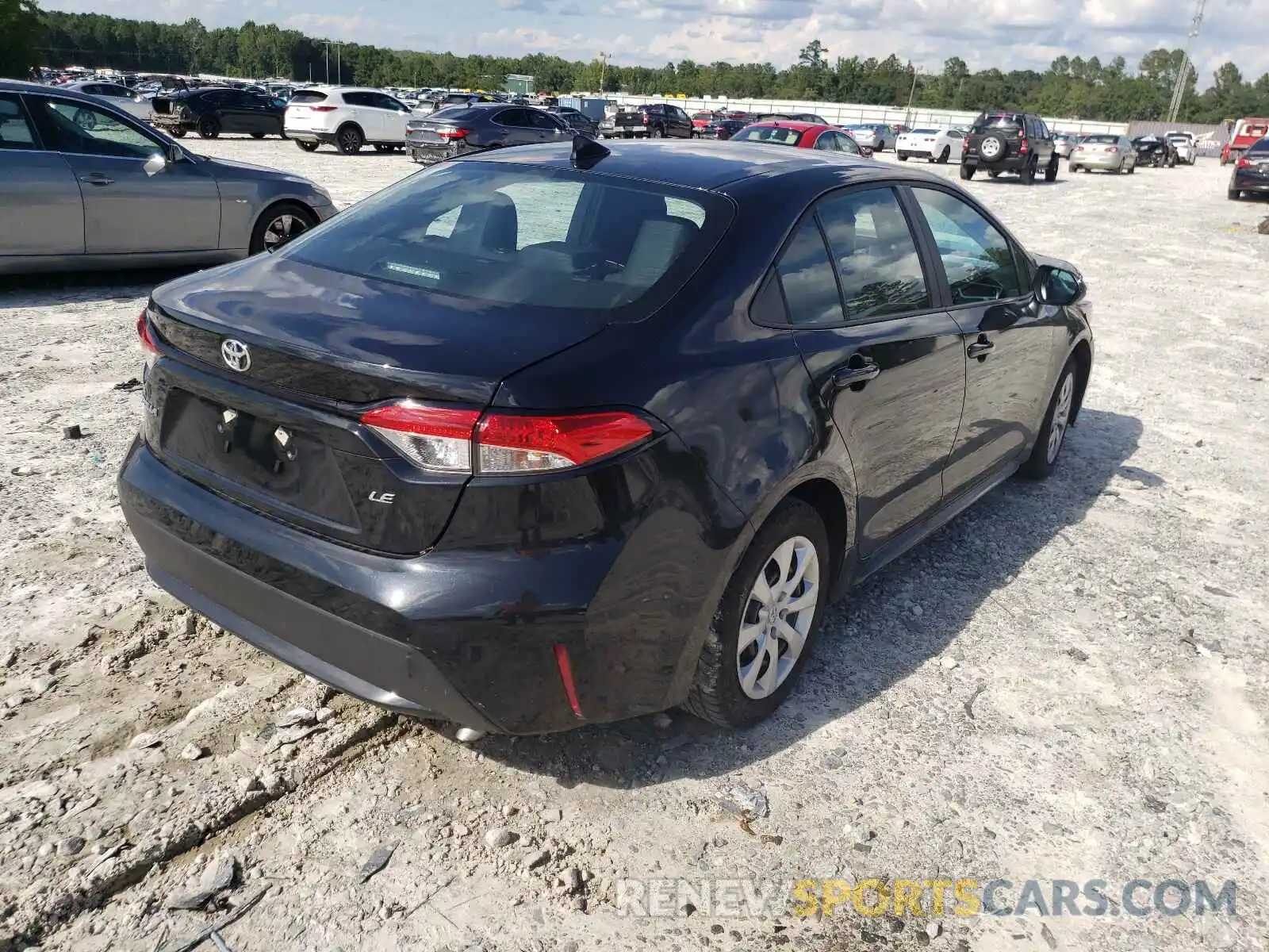 4 Photograph of a damaged car 5YFEPMAE9MP226018 TOYOTA COROLLA 2021