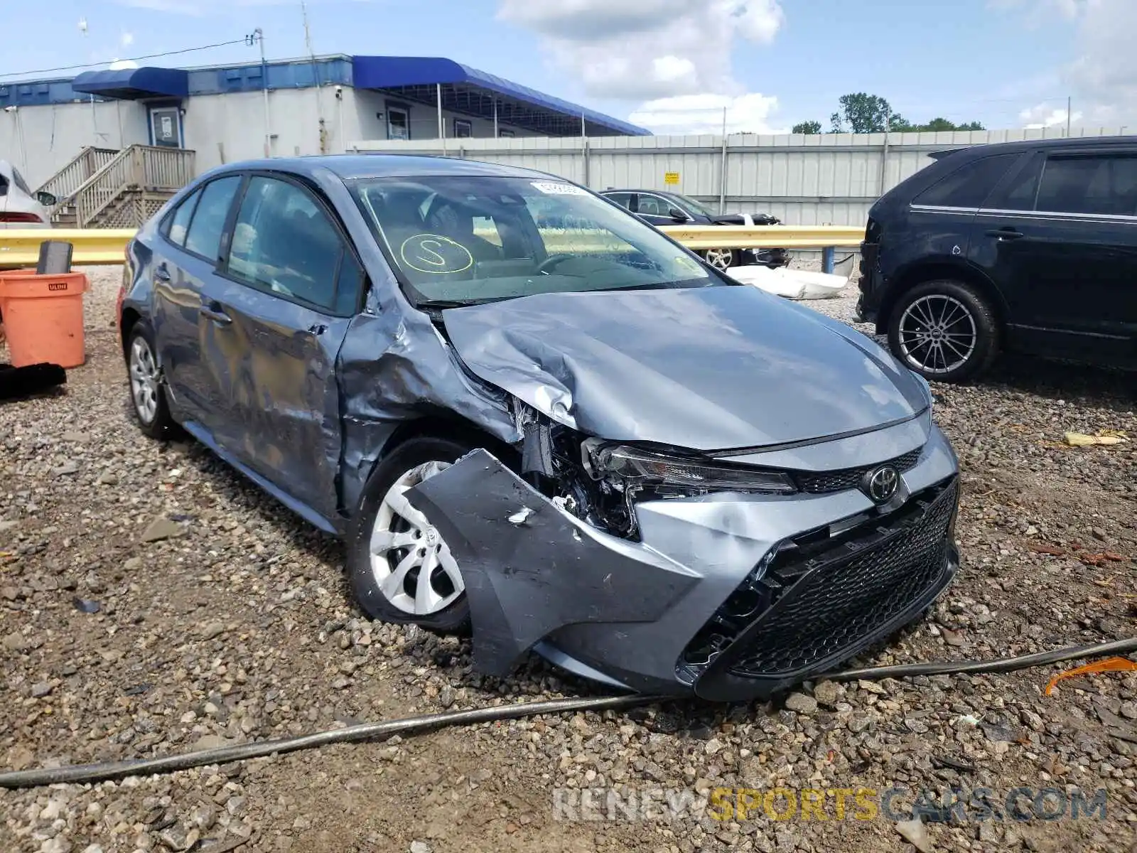 1 Photograph of a damaged car 5YFEPMAE9MP226598 TOYOTA COROLLA 2021