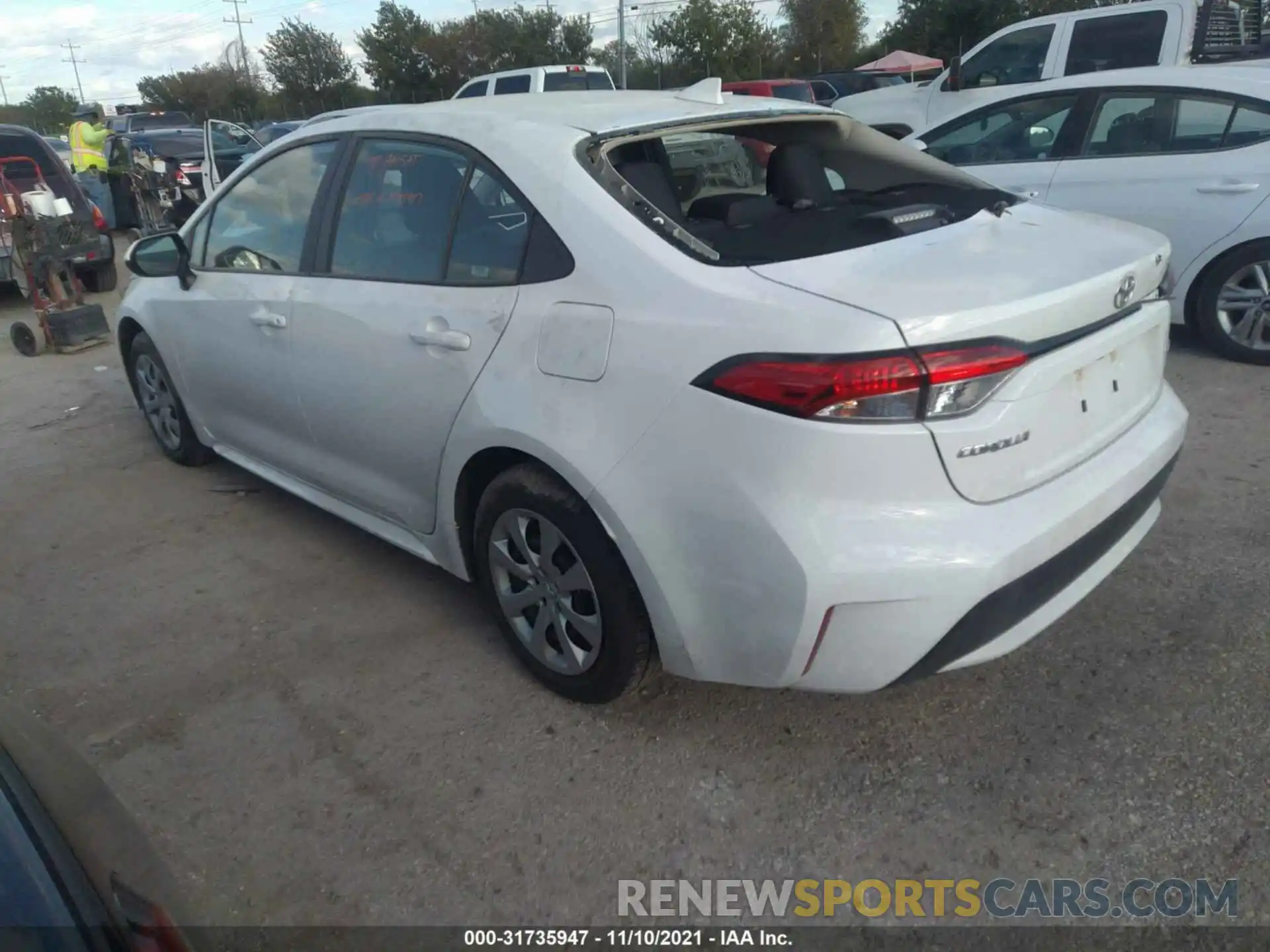 3 Photograph of a damaged car 5YFEPMAE9MP235933 TOYOTA COROLLA 2021