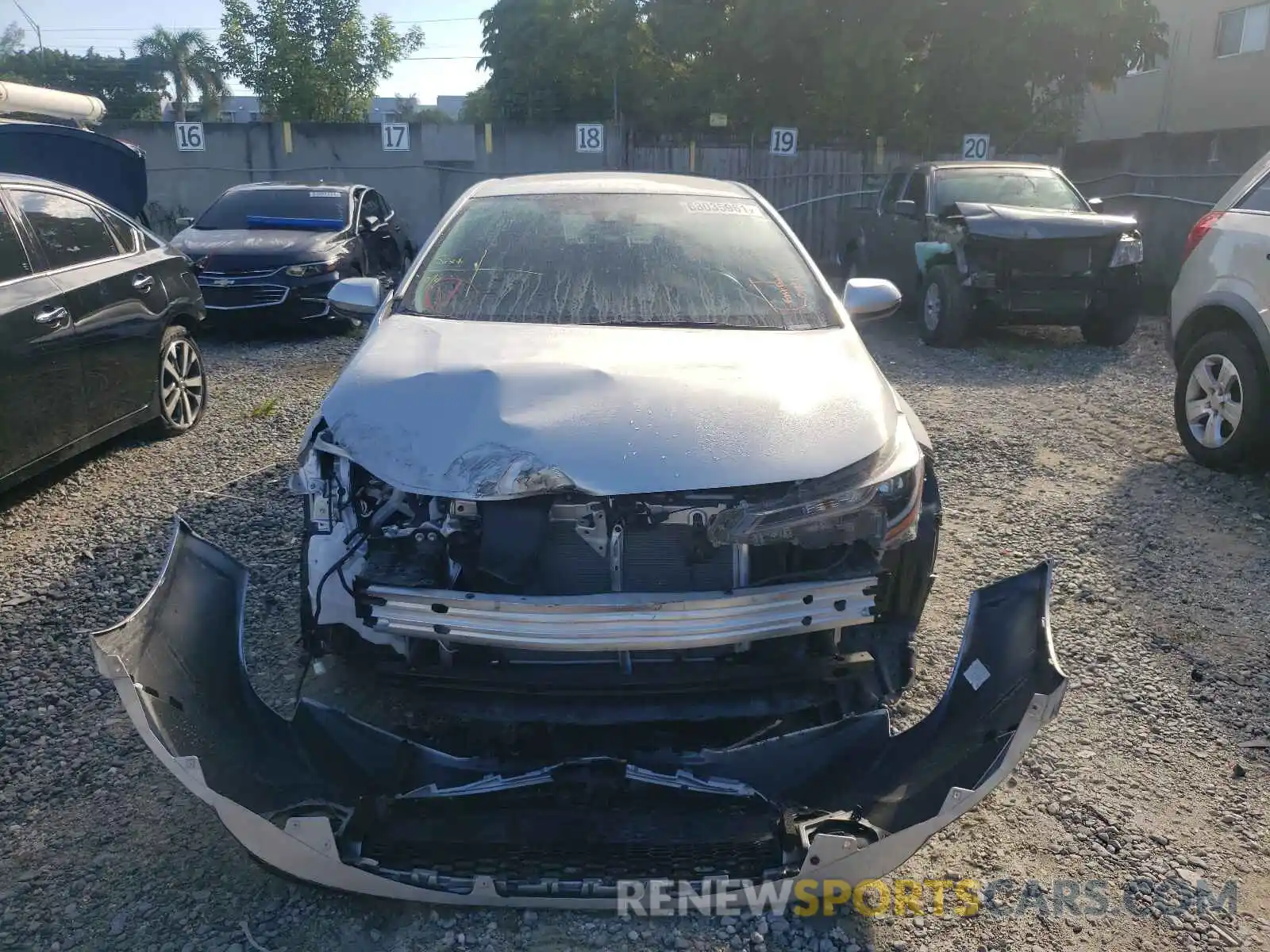 9 Photograph of a damaged car 5YFEPMAE9MP236130 TOYOTA COROLLA 2021