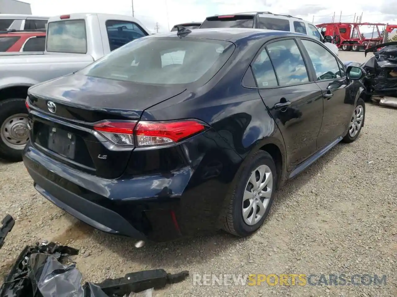 4 Photograph of a damaged car 5YFEPMAE9MP239061 TOYOTA COROLLA 2021