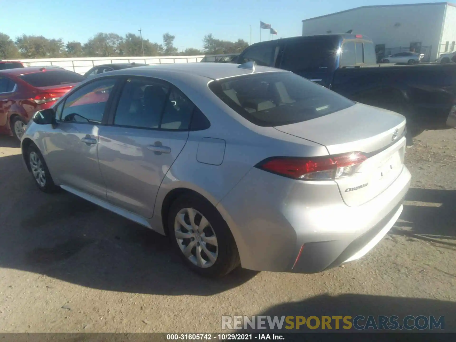 3 Photograph of a damaged car 5YFEPMAE9MP240811 TOYOTA COROLLA 2021