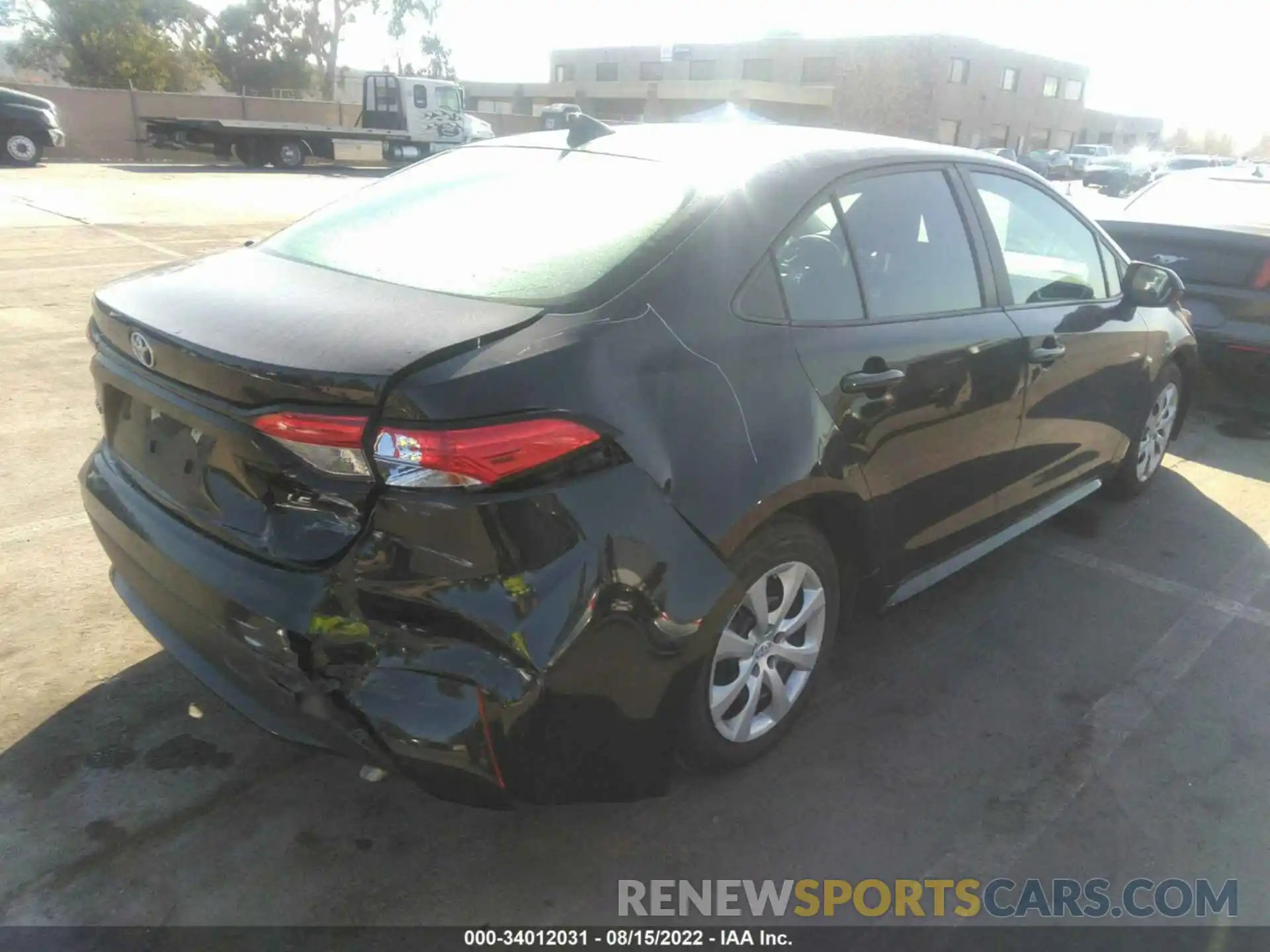 4 Photograph of a damaged car 5YFEPMAE9MP241036 TOYOTA COROLLA 2021