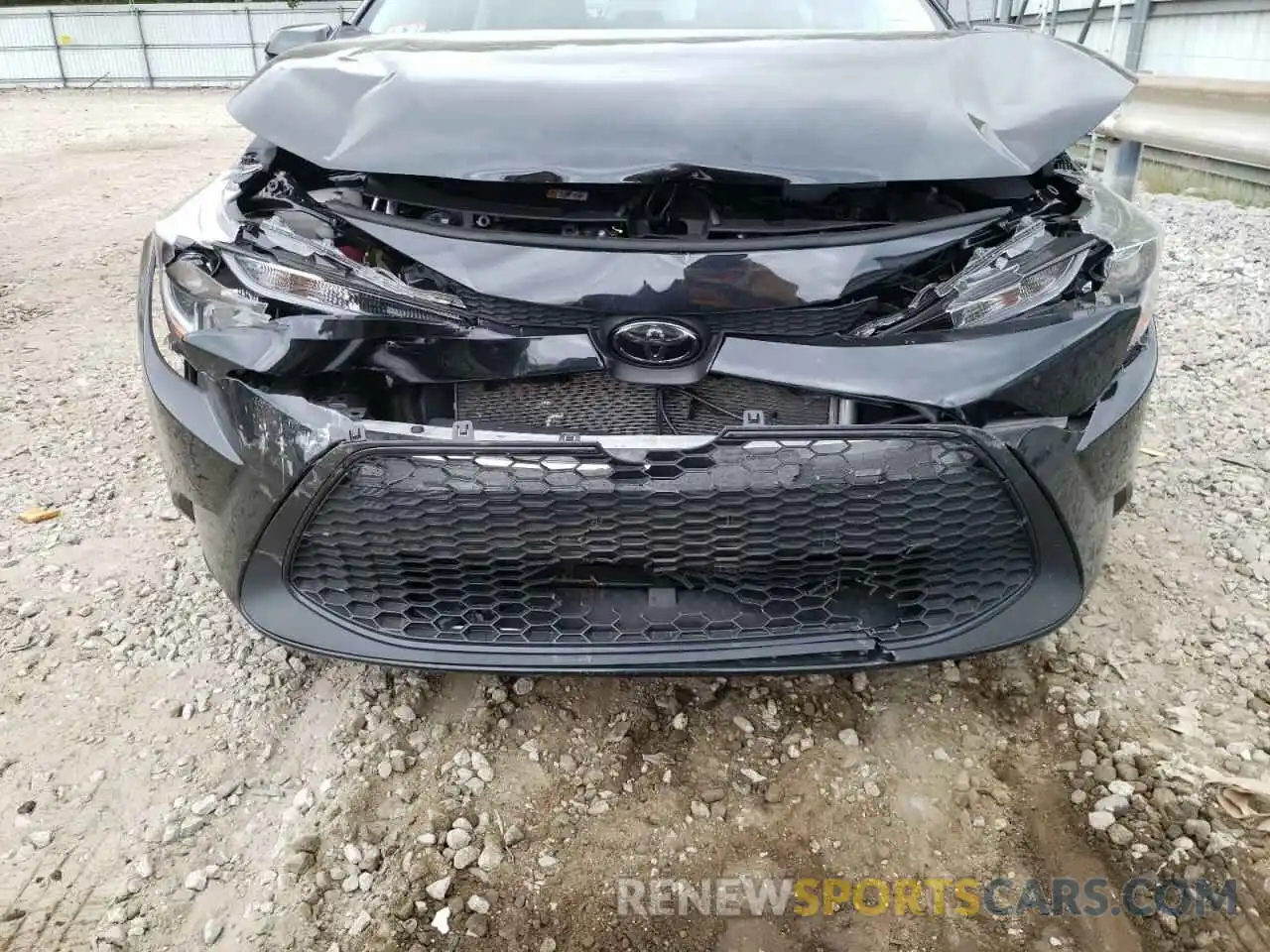 9 Photograph of a damaged car 5YFEPMAE9MP241179 TOYOTA COROLLA 2021