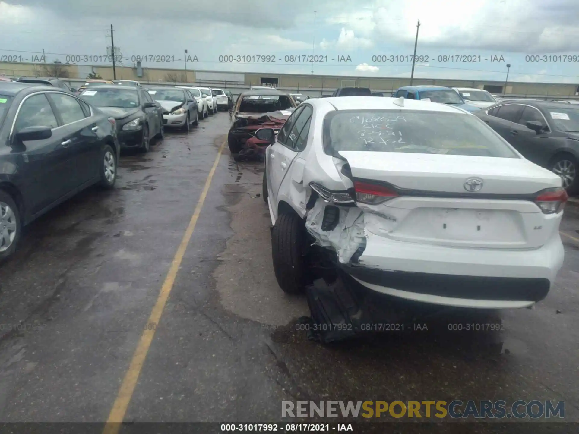 3 Photograph of a damaged car 5YFEPMAE9MP241537 TOYOTA COROLLA 2021