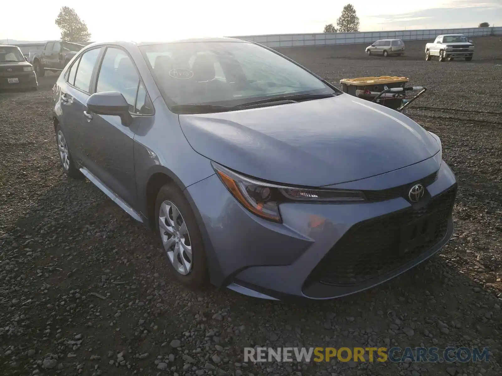 1 Photograph of a damaged car 5YFEPMAE9MP243627 TOYOTA COROLLA 2021