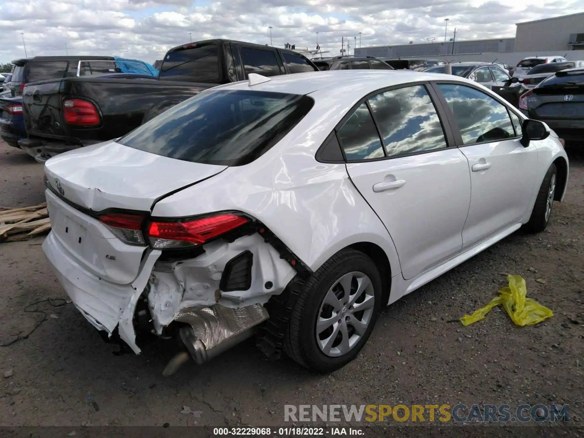 4 Photograph of a damaged car 5YFEPMAE9MP247077 TOYOTA COROLLA 2021