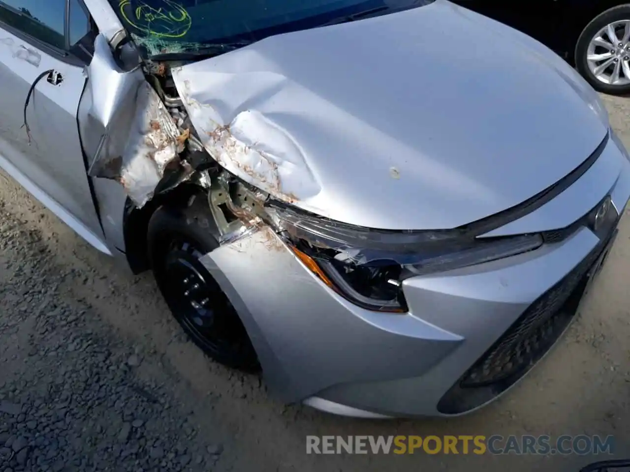 9 Photograph of a damaged car 5YFEPMAE9MP247564 TOYOTA COROLLA 2021