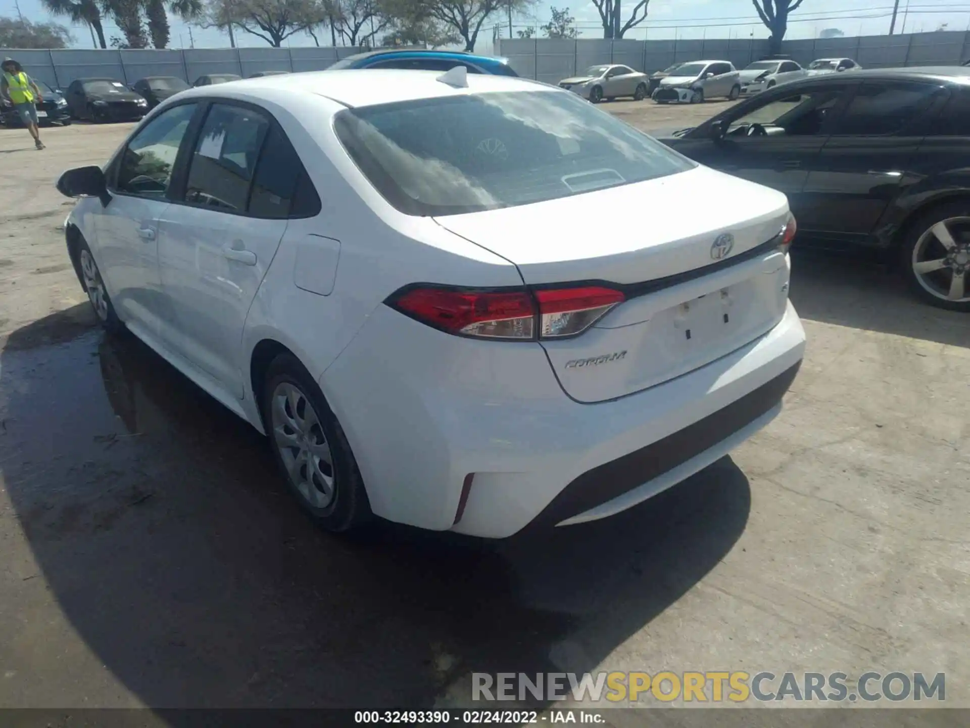 3 Photograph of a damaged car 5YFEPMAE9MP247810 TOYOTA COROLLA 2021