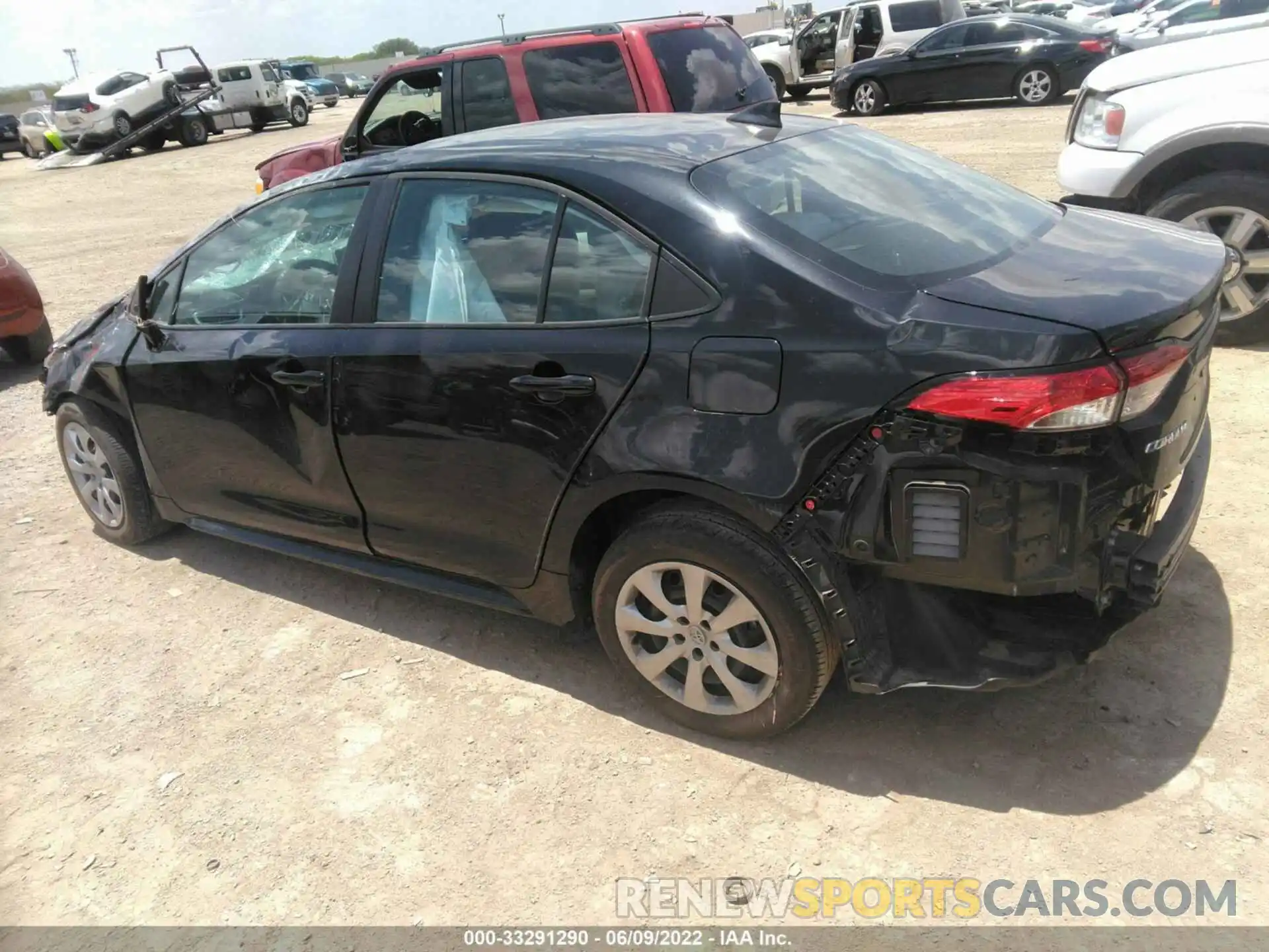 3 Photograph of a damaged car 5YFEPMAE9MP250304 TOYOTA COROLLA 2021