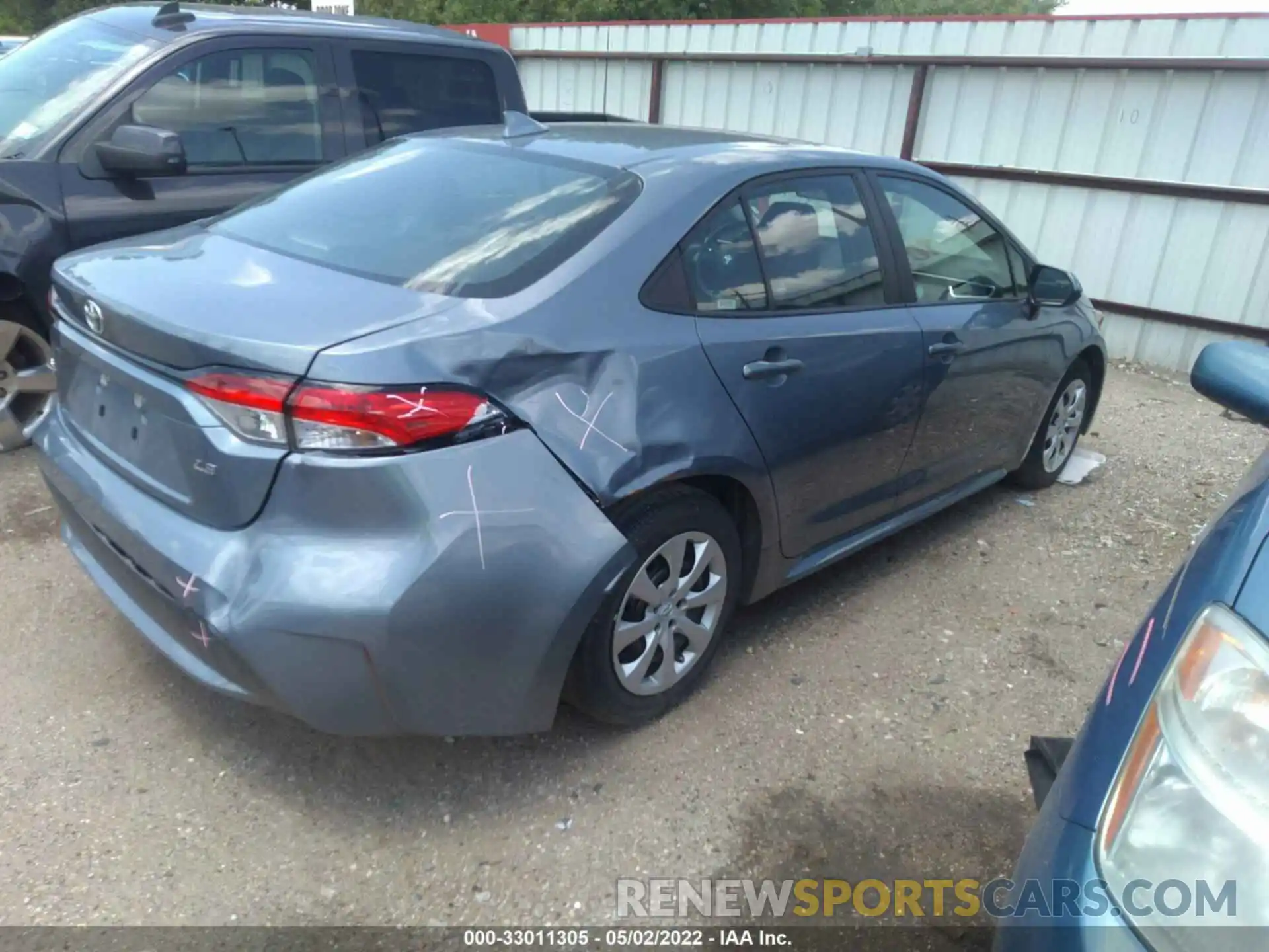 4 Photograph of a damaged car 5YFEPMAE9MP250870 TOYOTA COROLLA 2021