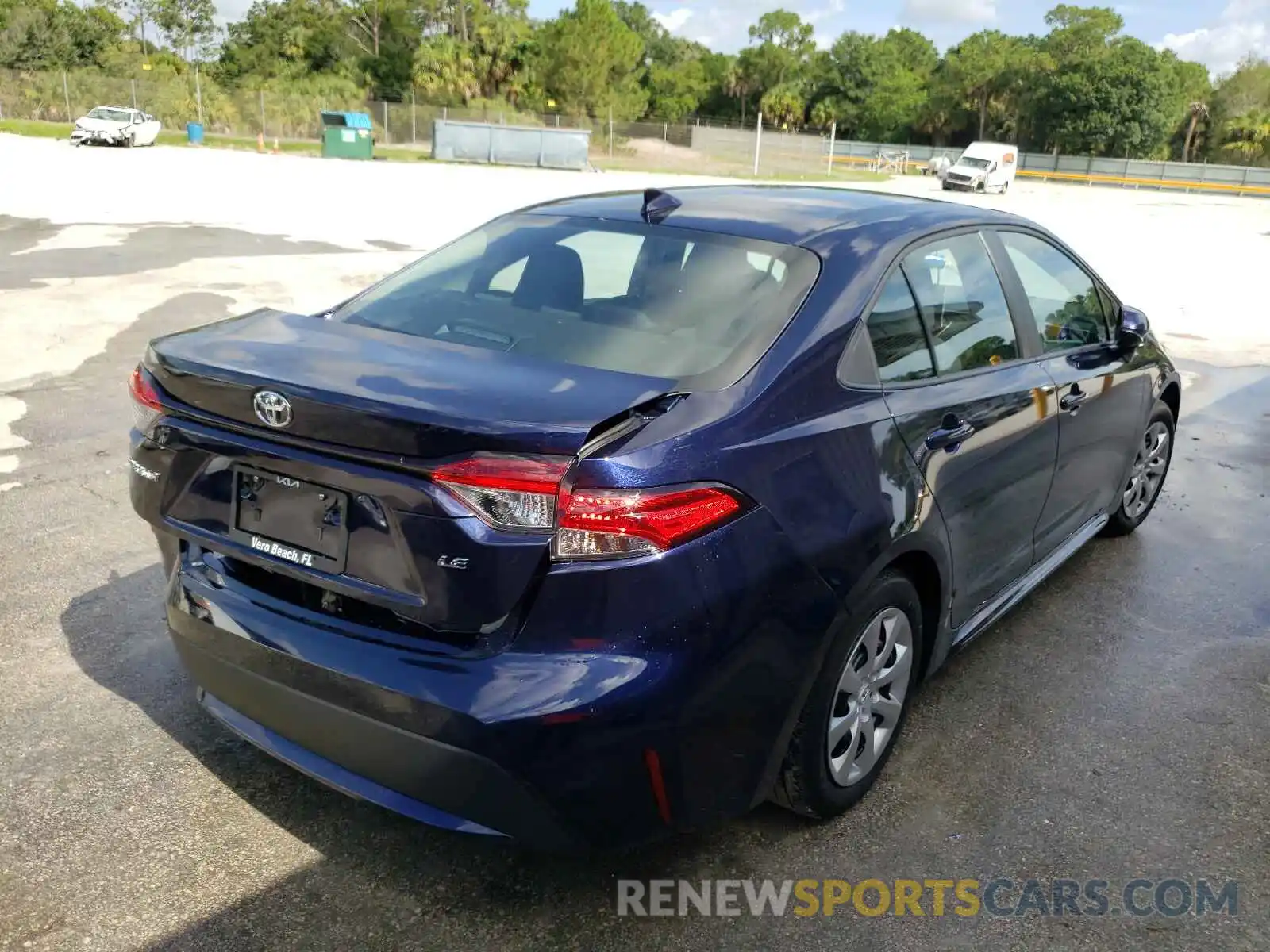 4 Photograph of a damaged car 5YFEPMAE9MP253252 TOYOTA COROLLA 2021