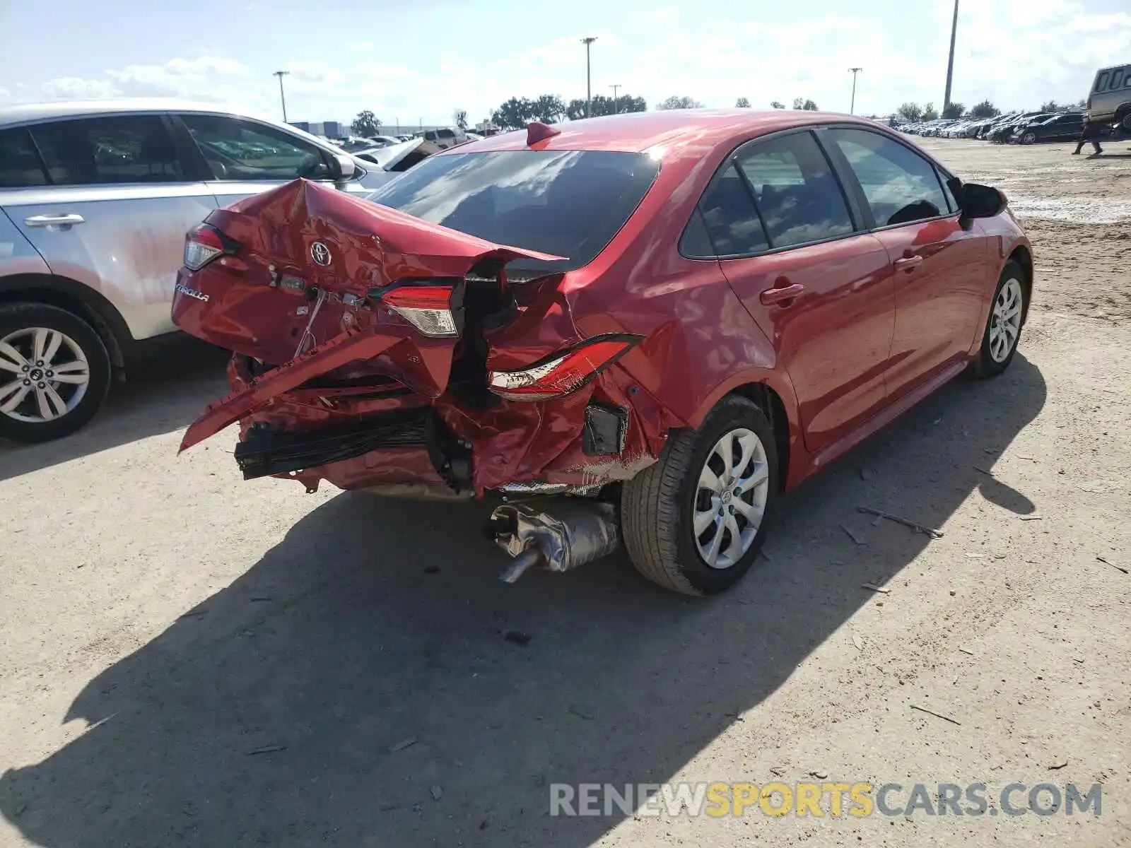 4 Photograph of a damaged car 5YFEPMAE9MP255115 TOYOTA COROLLA 2021