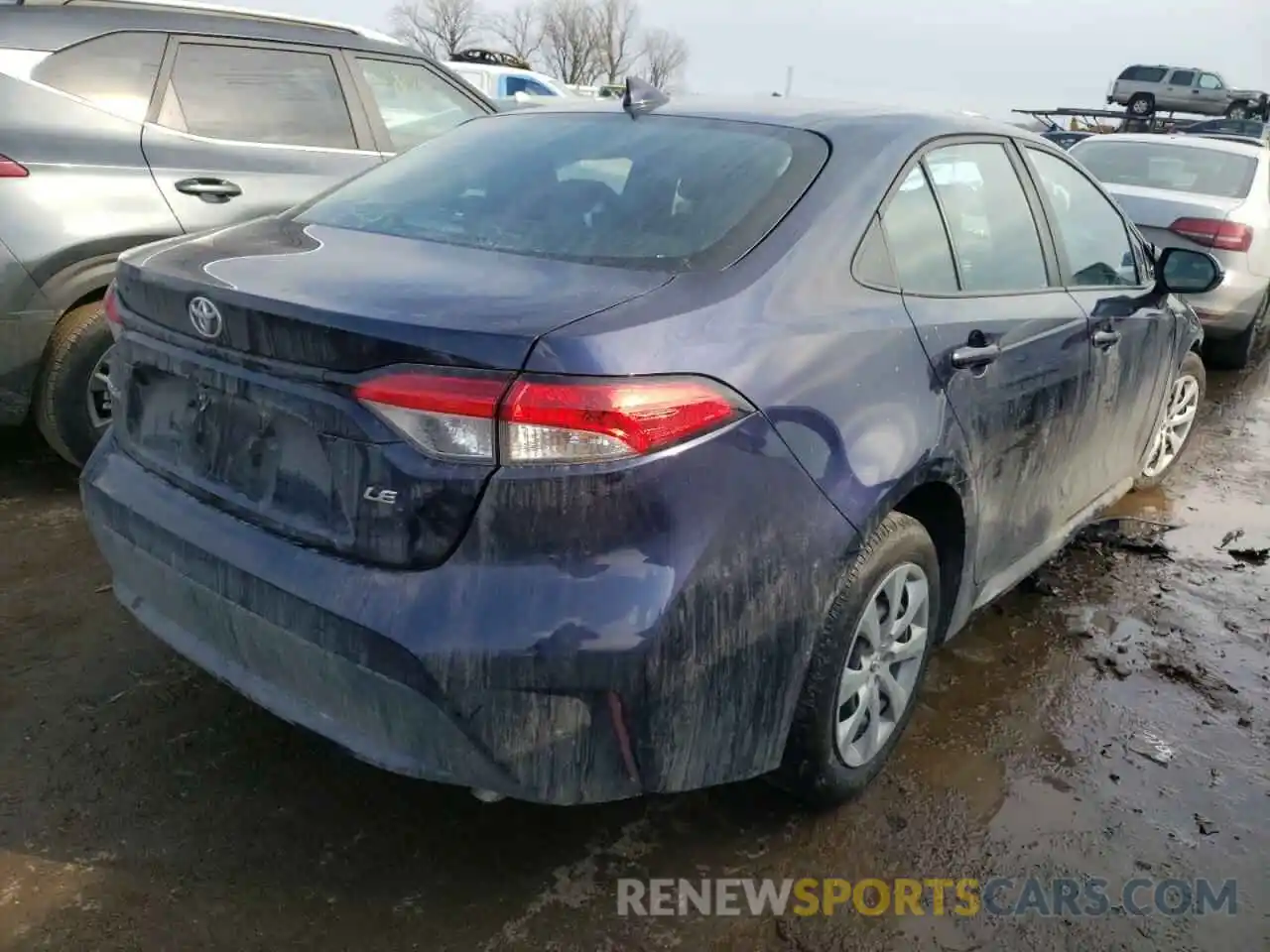 4 Photograph of a damaged car 5YFEPMAE9MP256233 TOYOTA COROLLA 2021