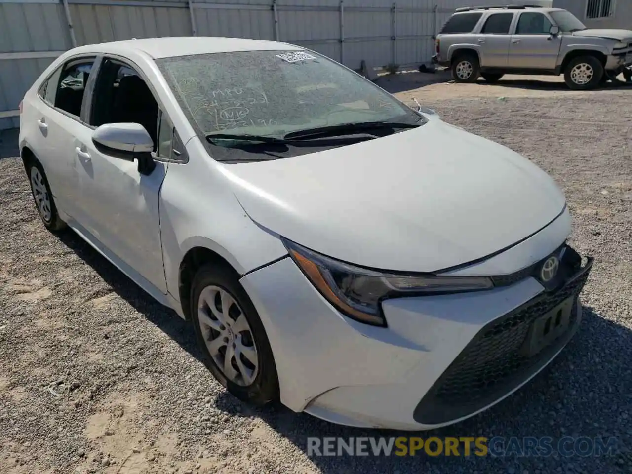 1 Photograph of a damaged car 5YFEPMAE9MP261156 TOYOTA COROLLA 2021