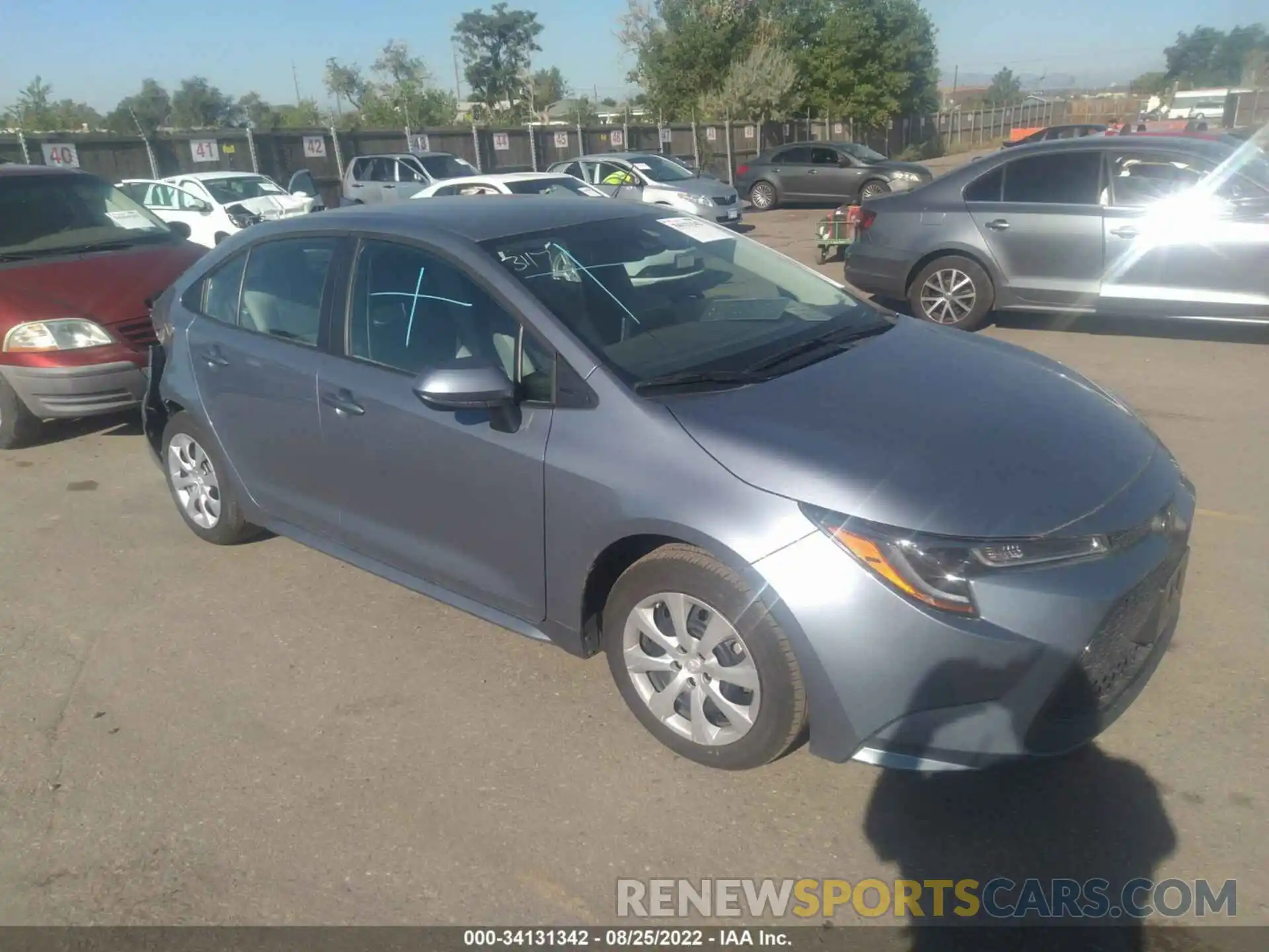 1 Photograph of a damaged car 5YFEPMAE9MP262078 TOYOTA COROLLA 2021