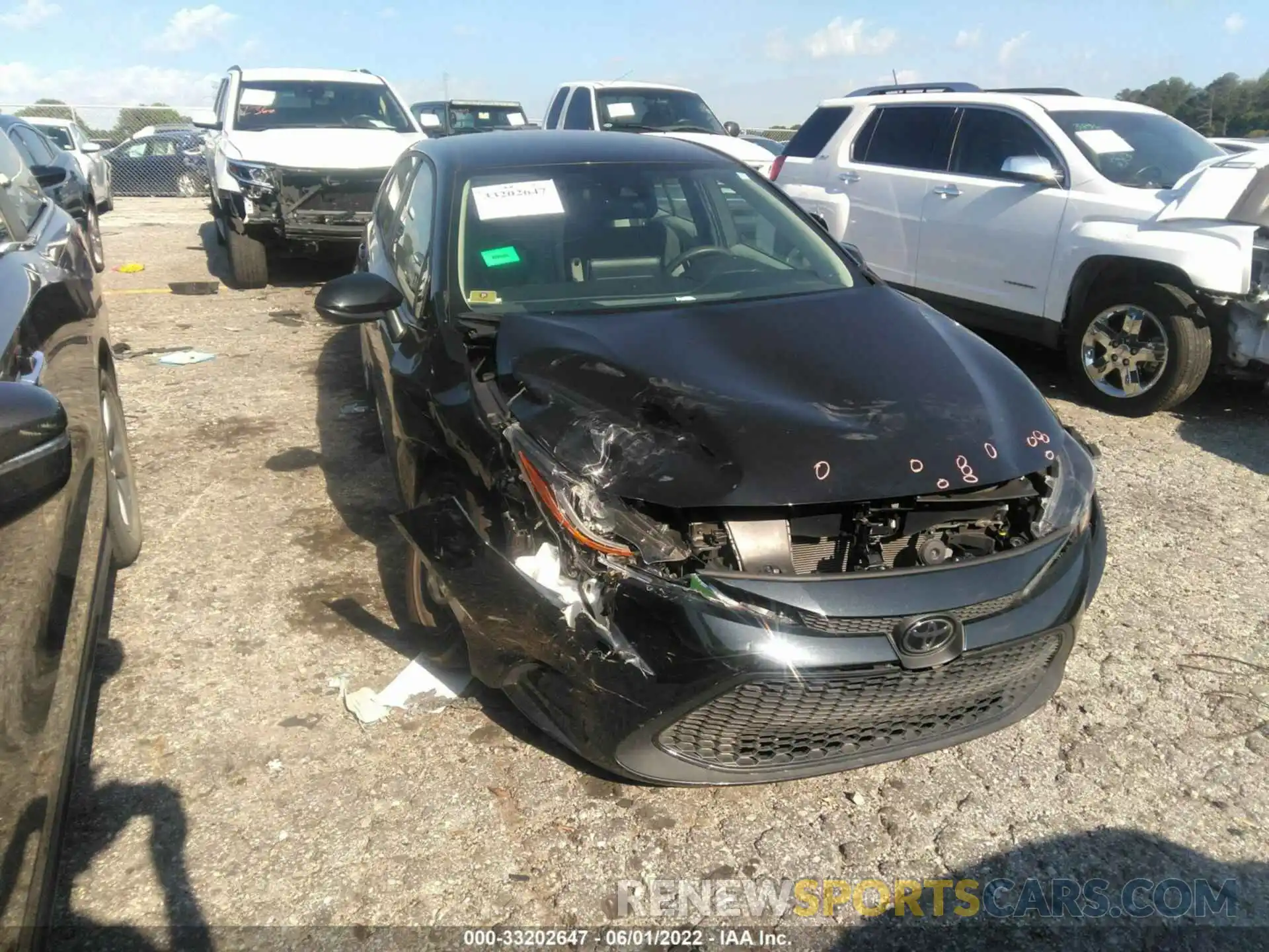 6 Photograph of a damaged car 5YFEPMAE9MP264140 TOYOTA COROLLA 2021