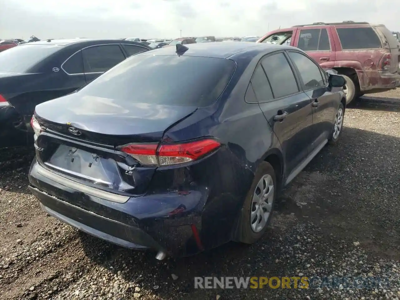 4 Photograph of a damaged car 5YFEPMAE9MP264347 TOYOTA COROLLA 2021