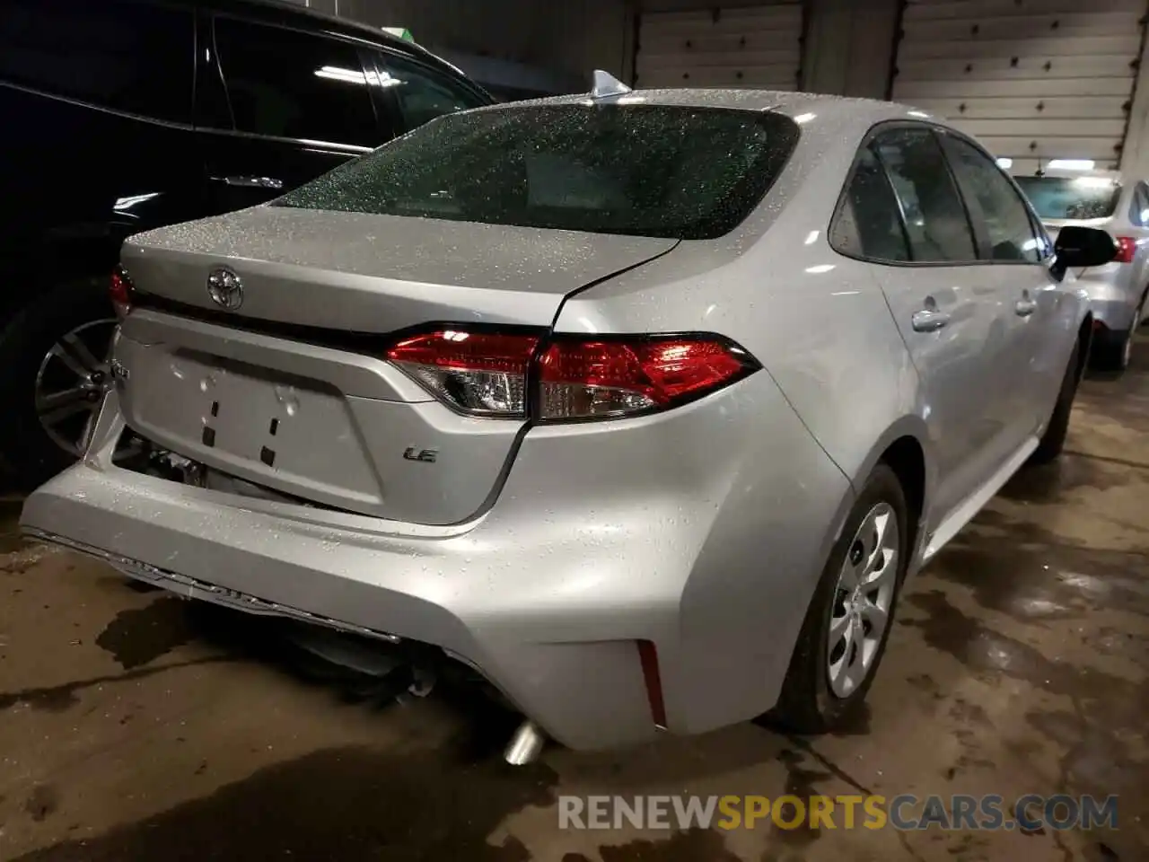 4 Photograph of a damaged car 5YFEPMAE9MP269600 TOYOTA COROLLA 2021