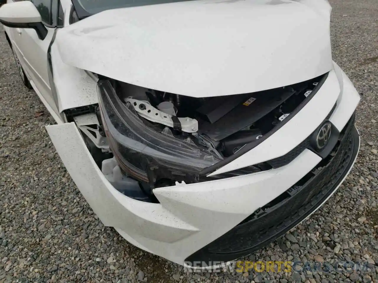 9 Photograph of a damaged car 5YFEPMAEXMP156559 TOYOTA COROLLA 2021