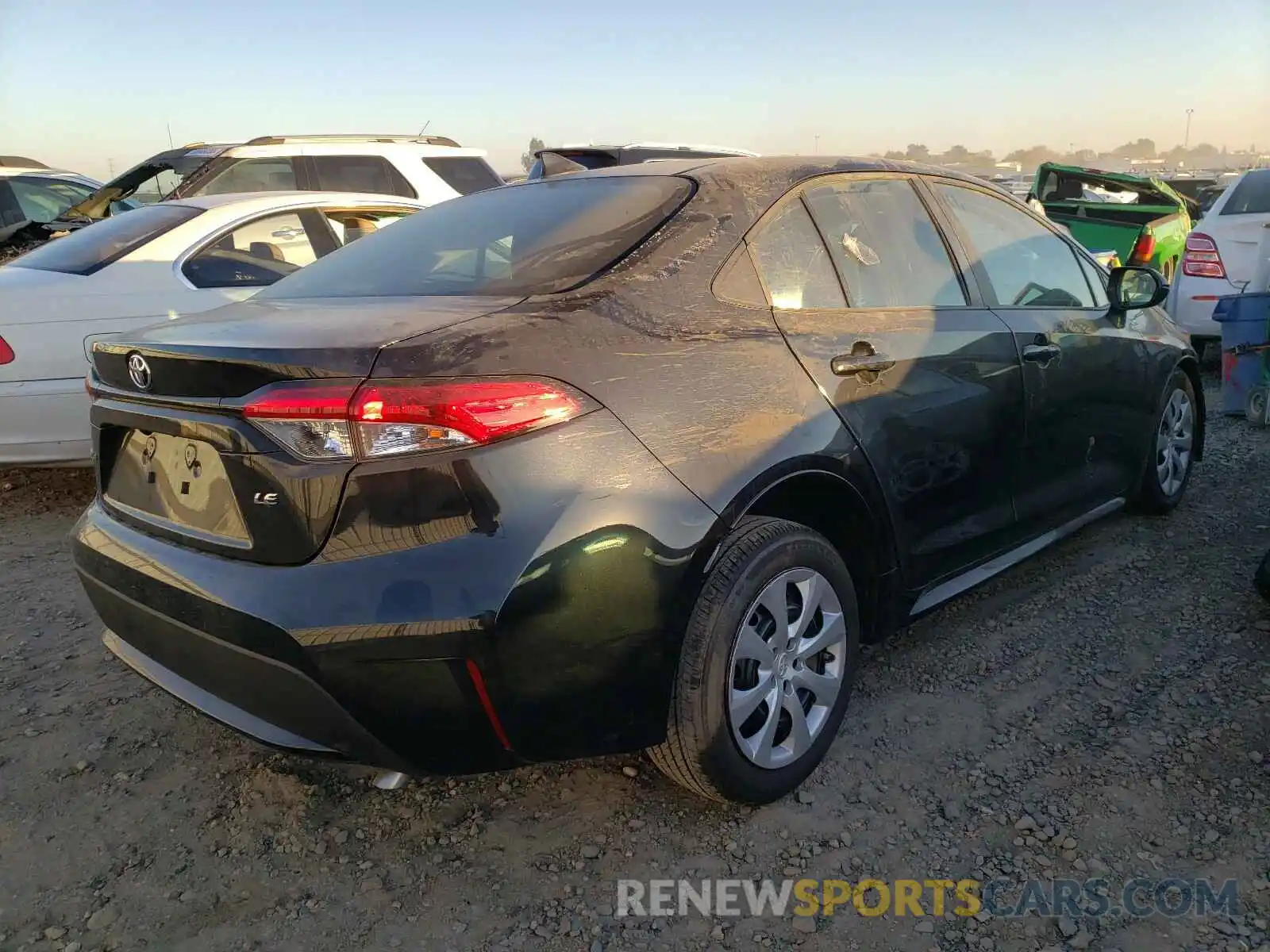 4 Photograph of a damaged car 5YFEPMAEXMP158246 TOYOTA COROLLA 2021