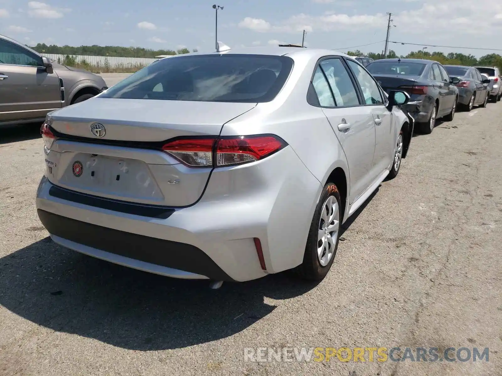 4 Photograph of a damaged car 5YFEPMAEXMP162877 TOYOTA COROLLA 2021