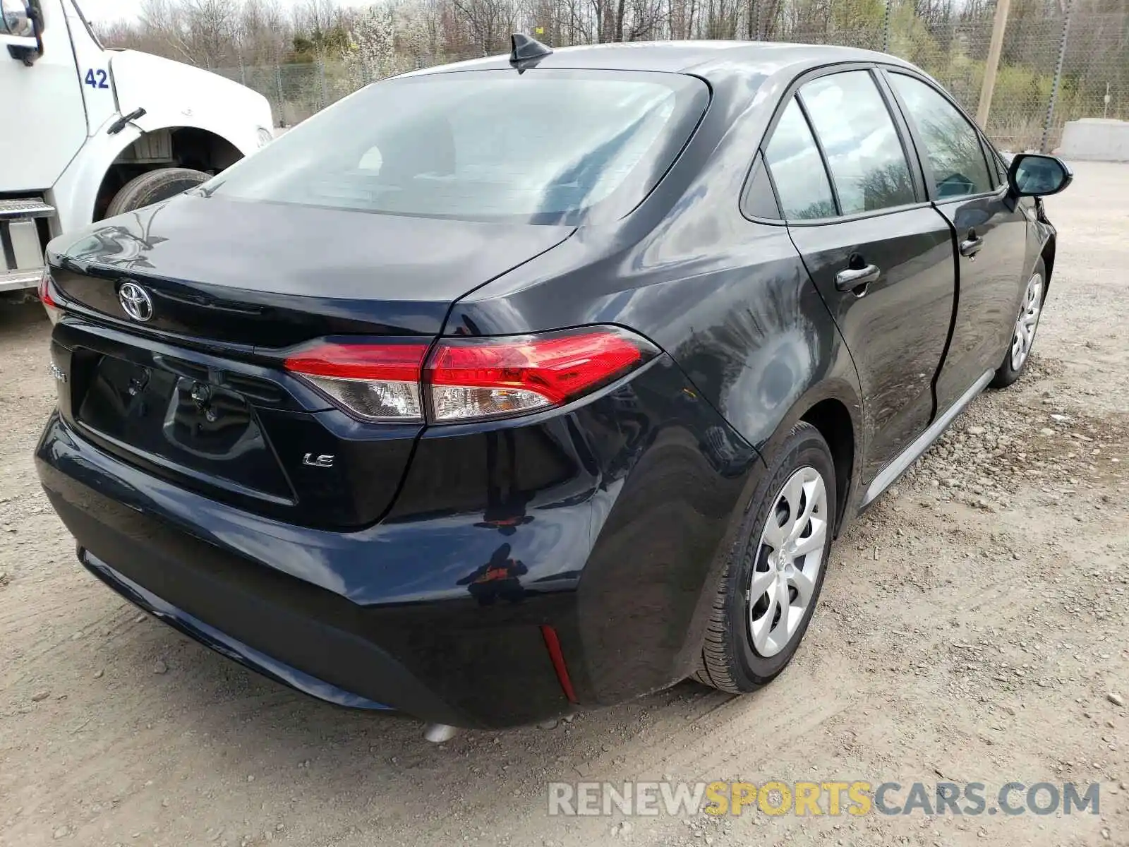 4 Photograph of a damaged car 5YFEPMAEXMP163009 TOYOTA COROLLA 2021