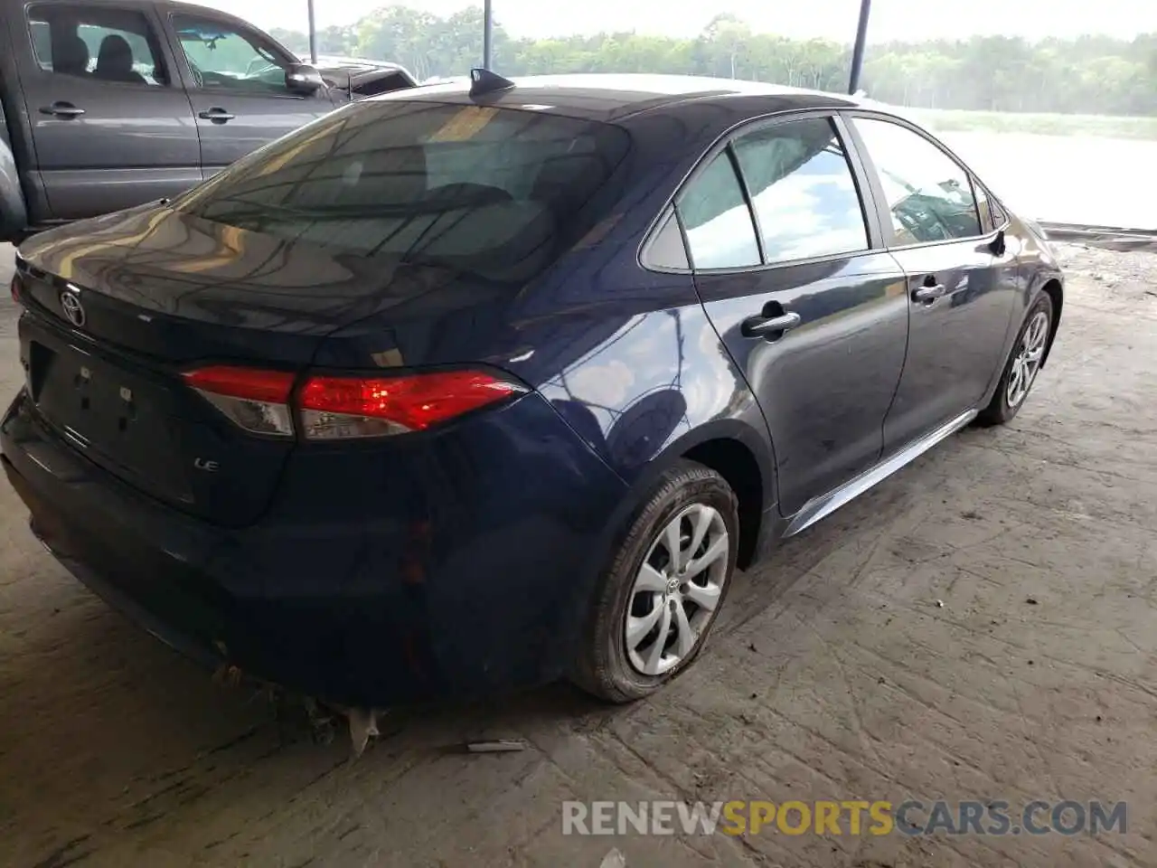 4 Photograph of a damaged car 5YFEPMAEXMP164029 TOYOTA COROLLA 2021