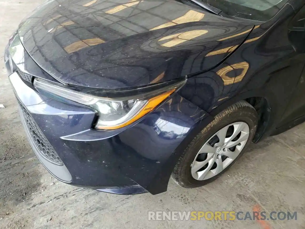 9 Photograph of a damaged car 5YFEPMAEXMP164029 TOYOTA COROLLA 2021