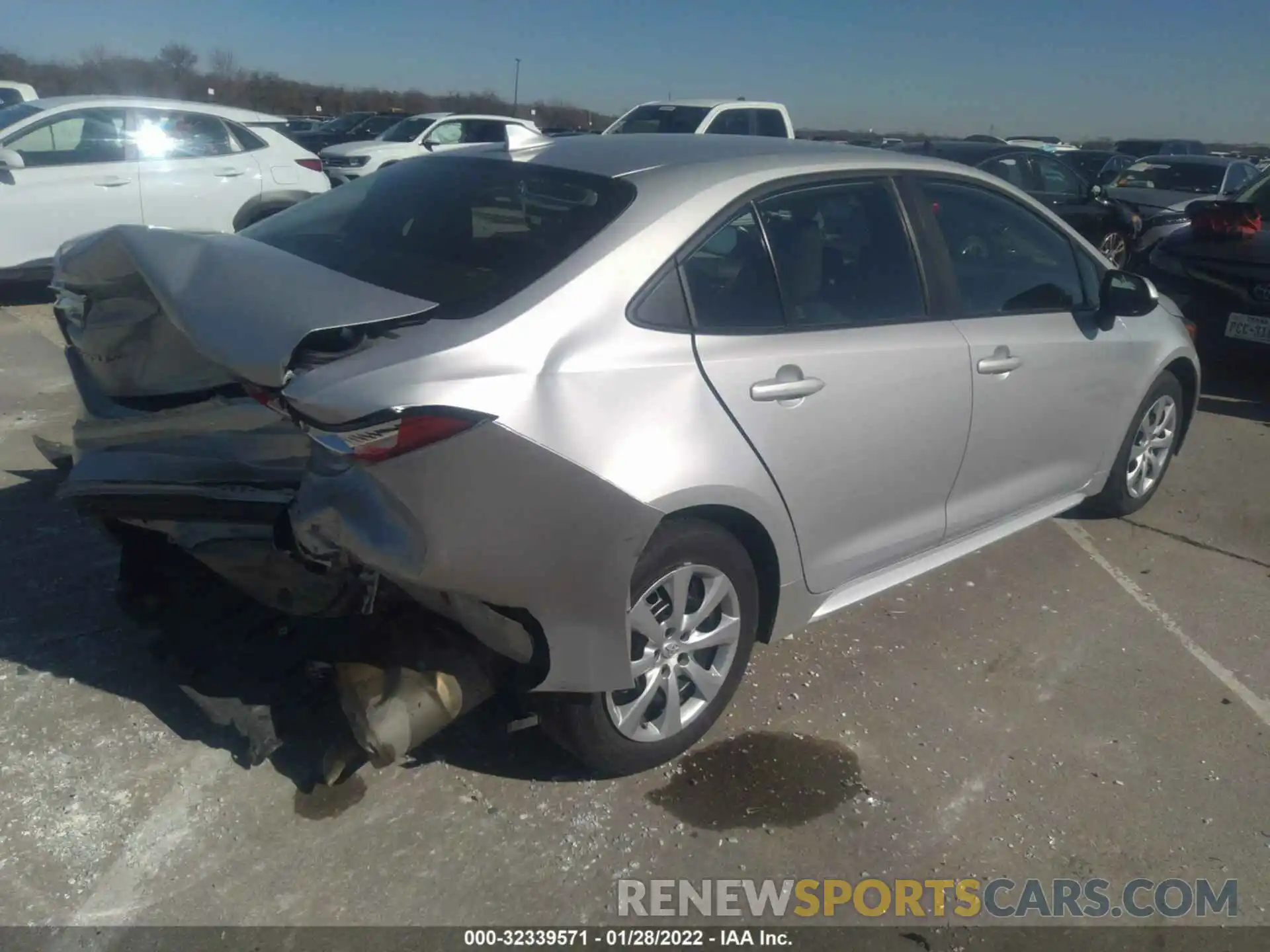 4 Photograph of a damaged car 5YFEPMAEXMP165343 TOYOTA COROLLA 2021