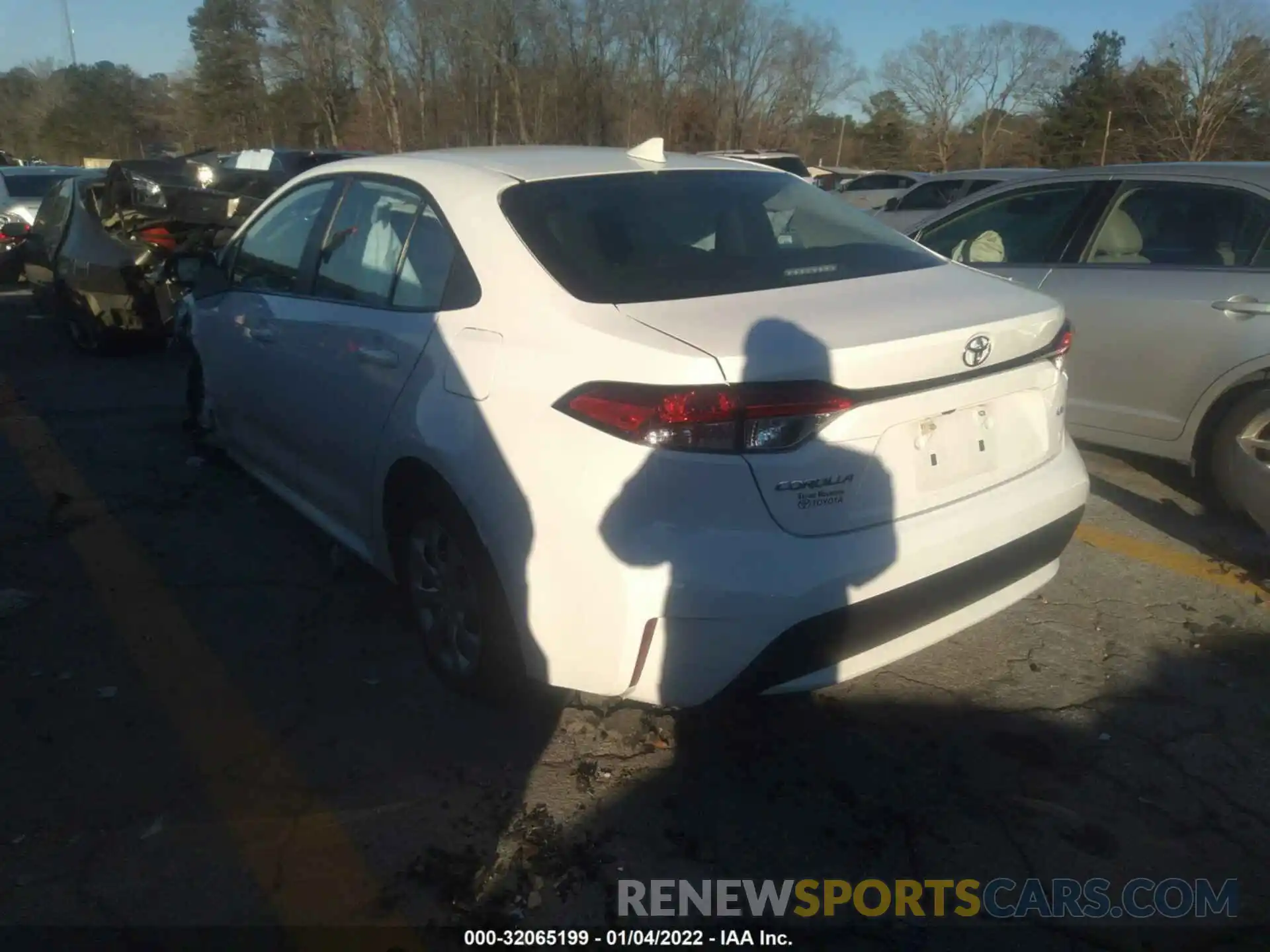 3 Photograph of a damaged car 5YFEPMAEXMP165679 TOYOTA COROLLA 2021