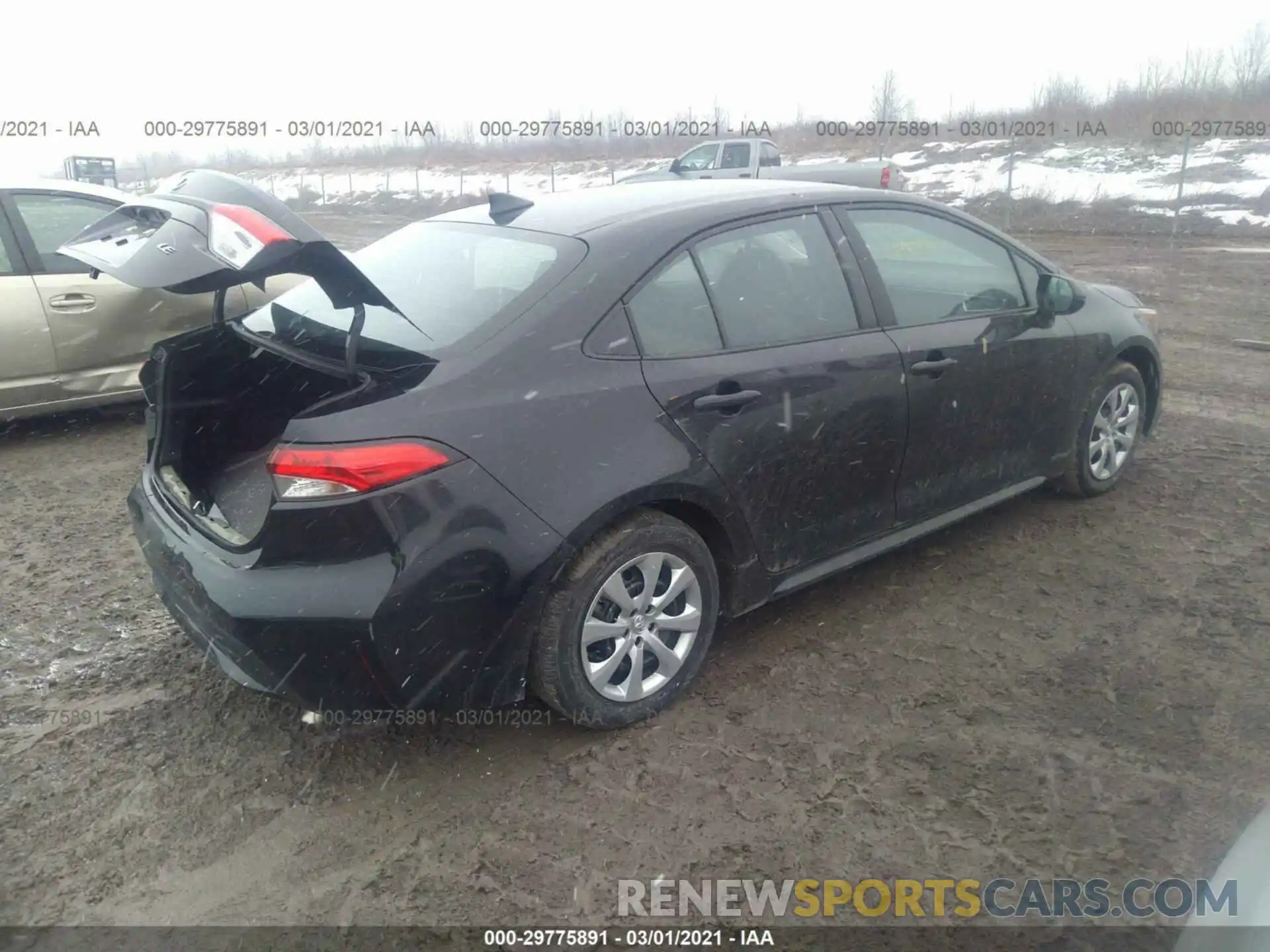 4 Photograph of a damaged car 5YFEPMAEXMP165813 TOYOTA COROLLA 2021