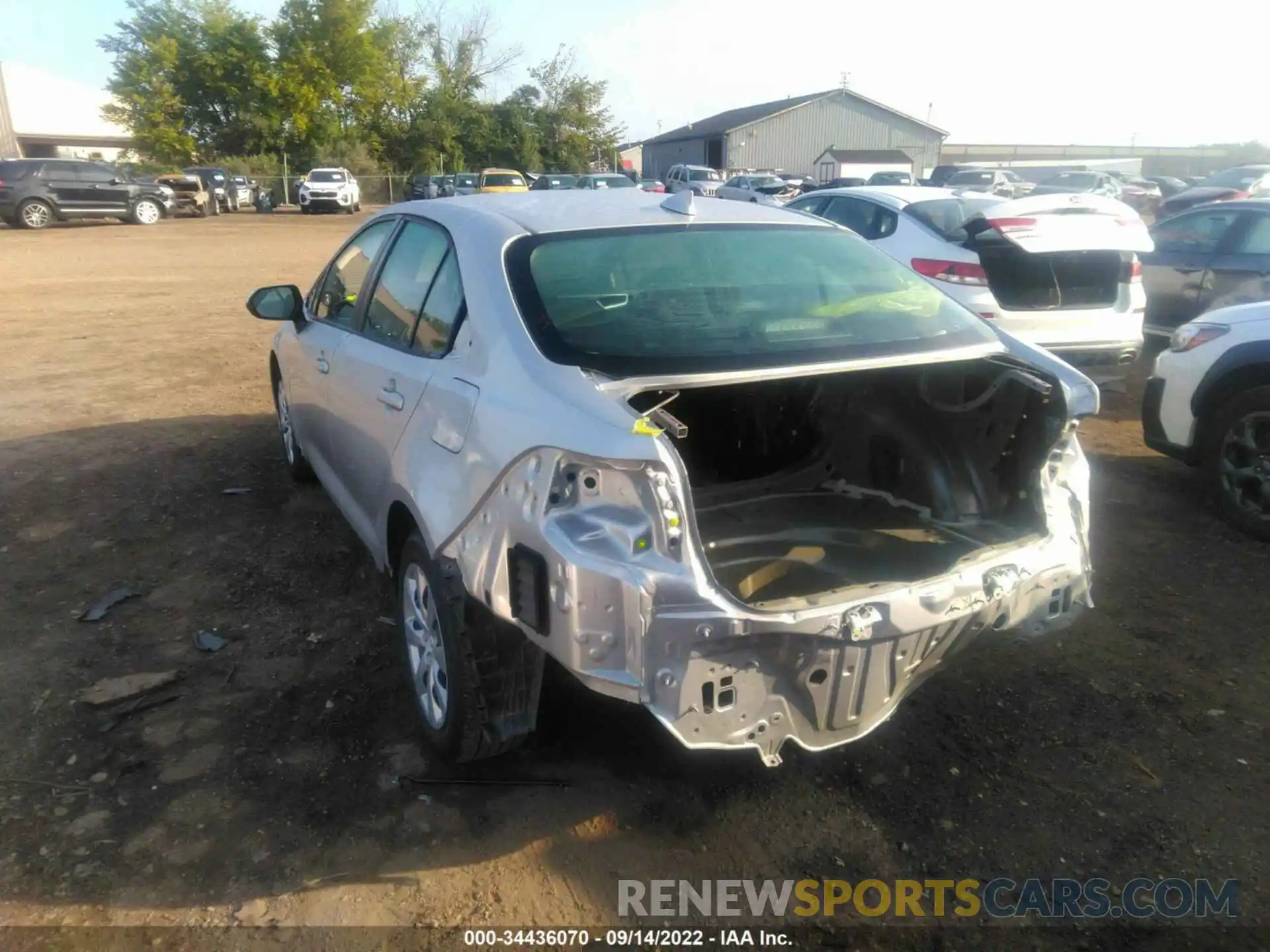 3 Photograph of a damaged car 5YFEPMAEXMP171532 TOYOTA COROLLA 2021