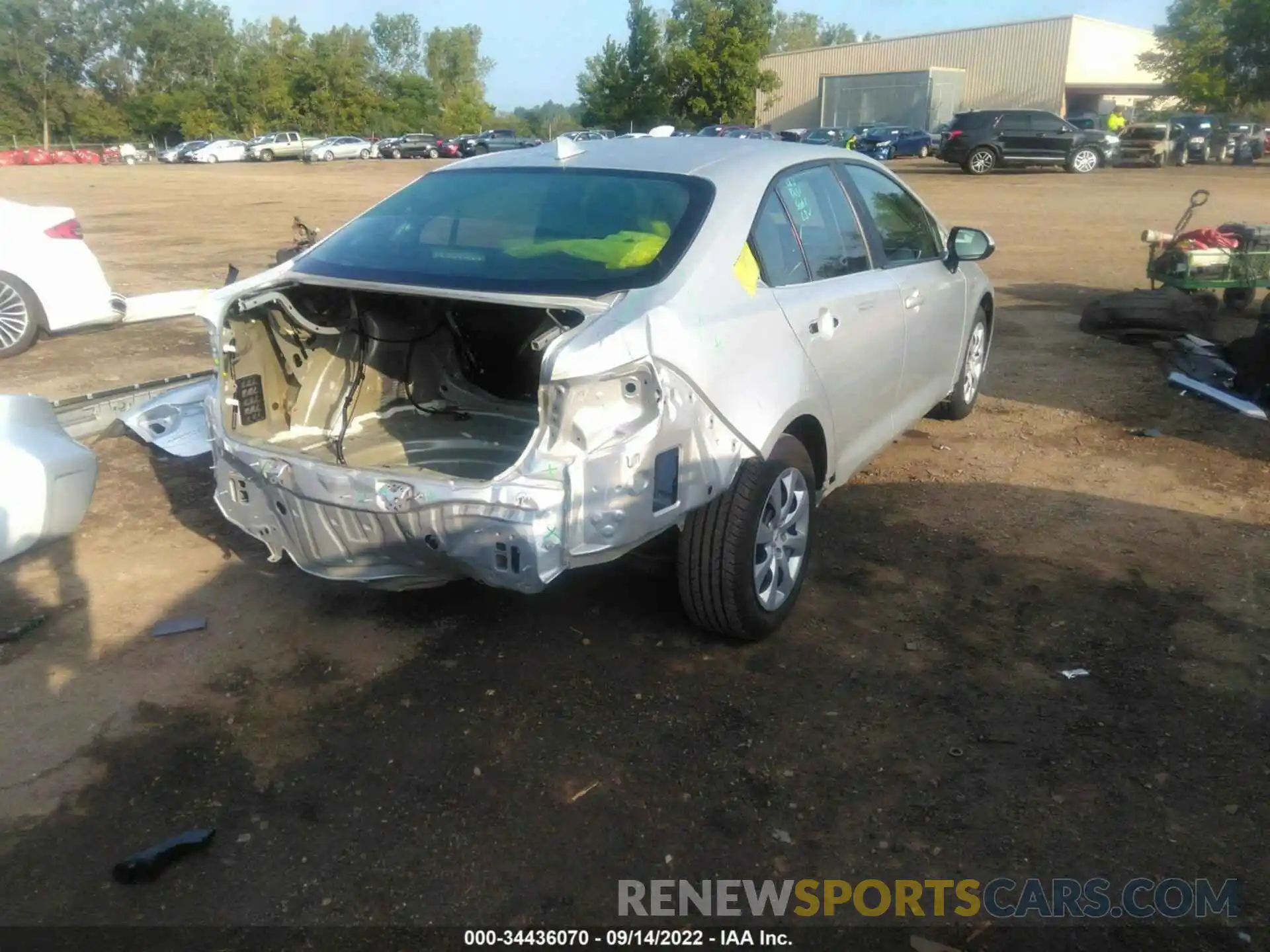 4 Photograph of a damaged car 5YFEPMAEXMP171532 TOYOTA COROLLA 2021