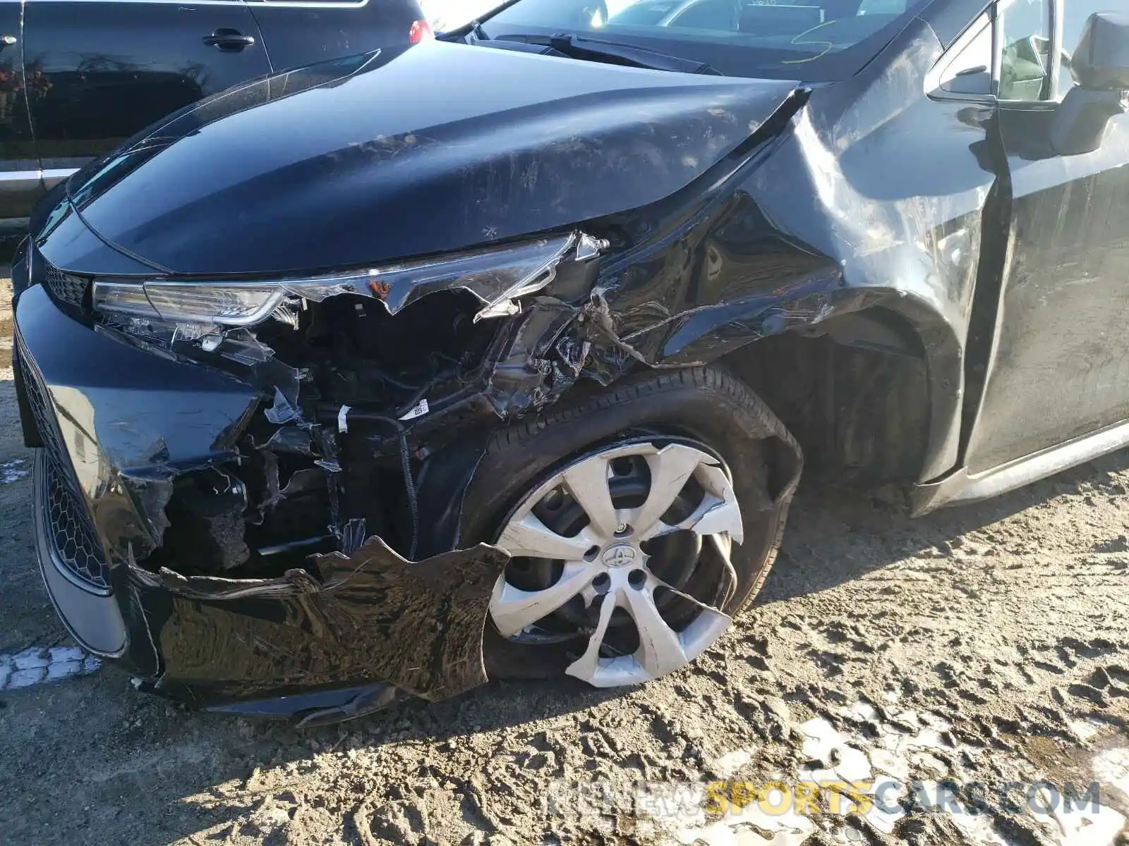 9 Photograph of a damaged car 5YFEPMAEXMP176438 TOYOTA COROLLA 2021