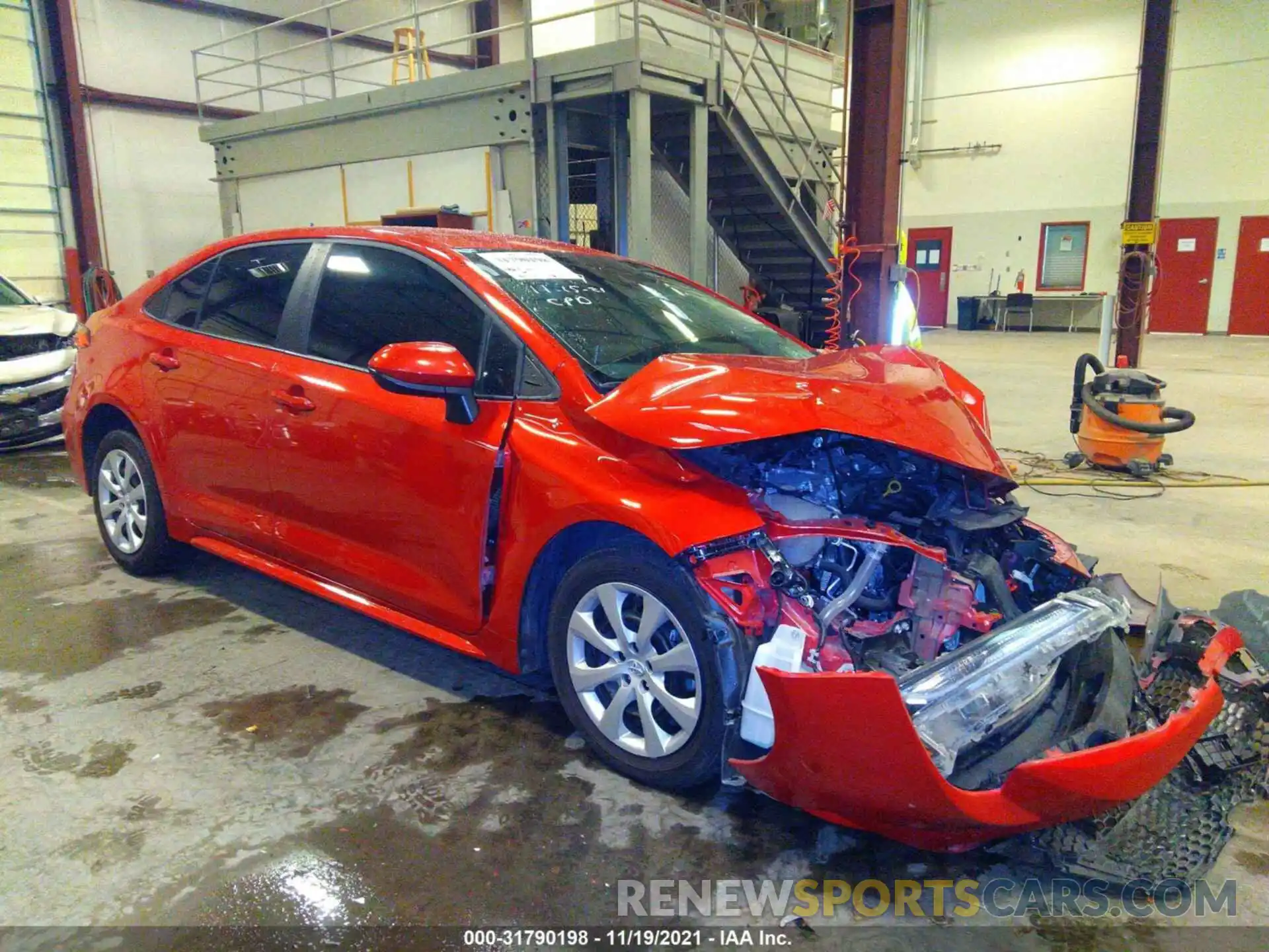 1 Photograph of a damaged car 5YFEPMAEXMP185317 TOYOTA COROLLA 2021