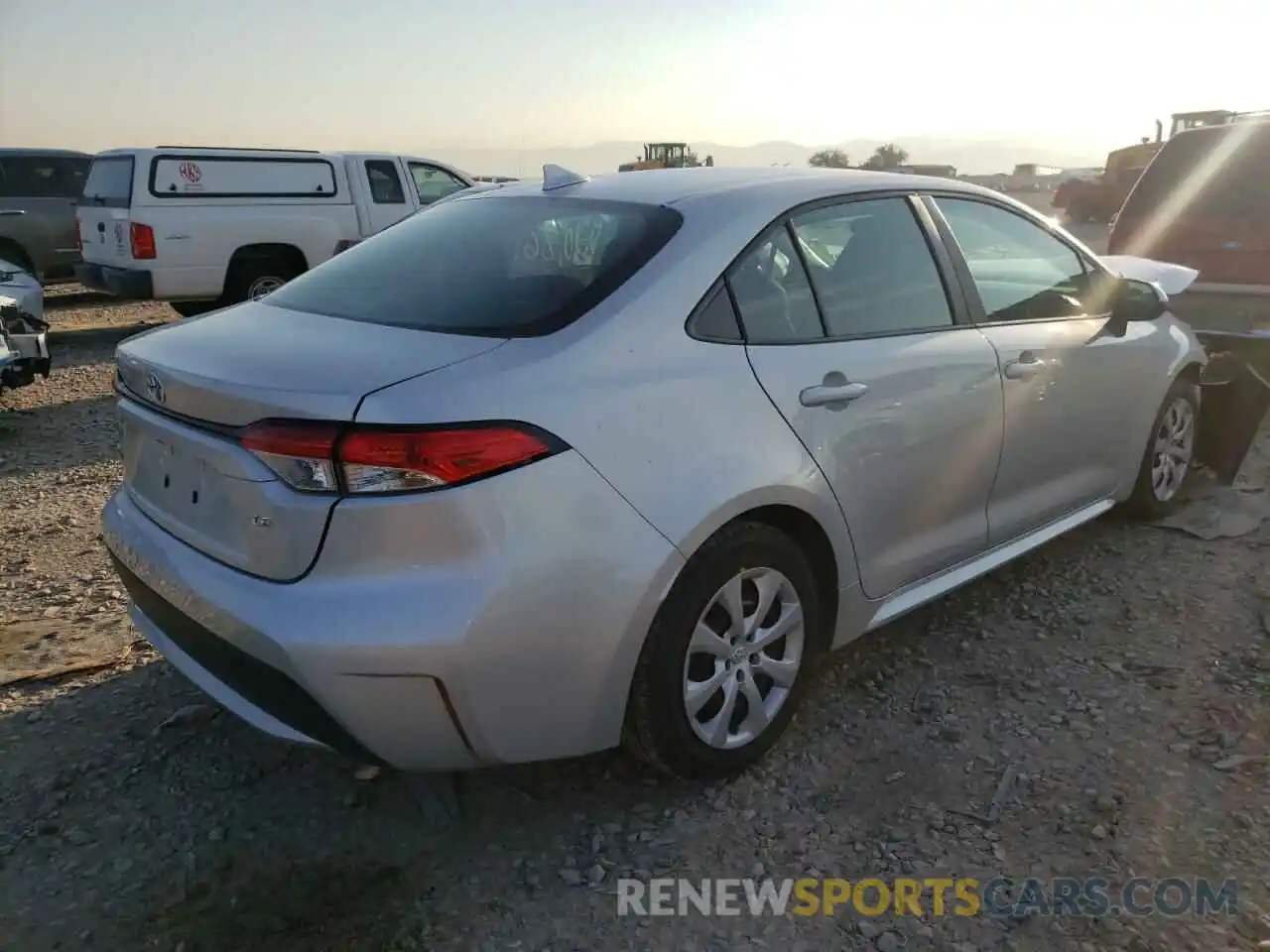 4 Photograph of a damaged car 5YFEPMAEXMP191702 TOYOTA COROLLA 2021