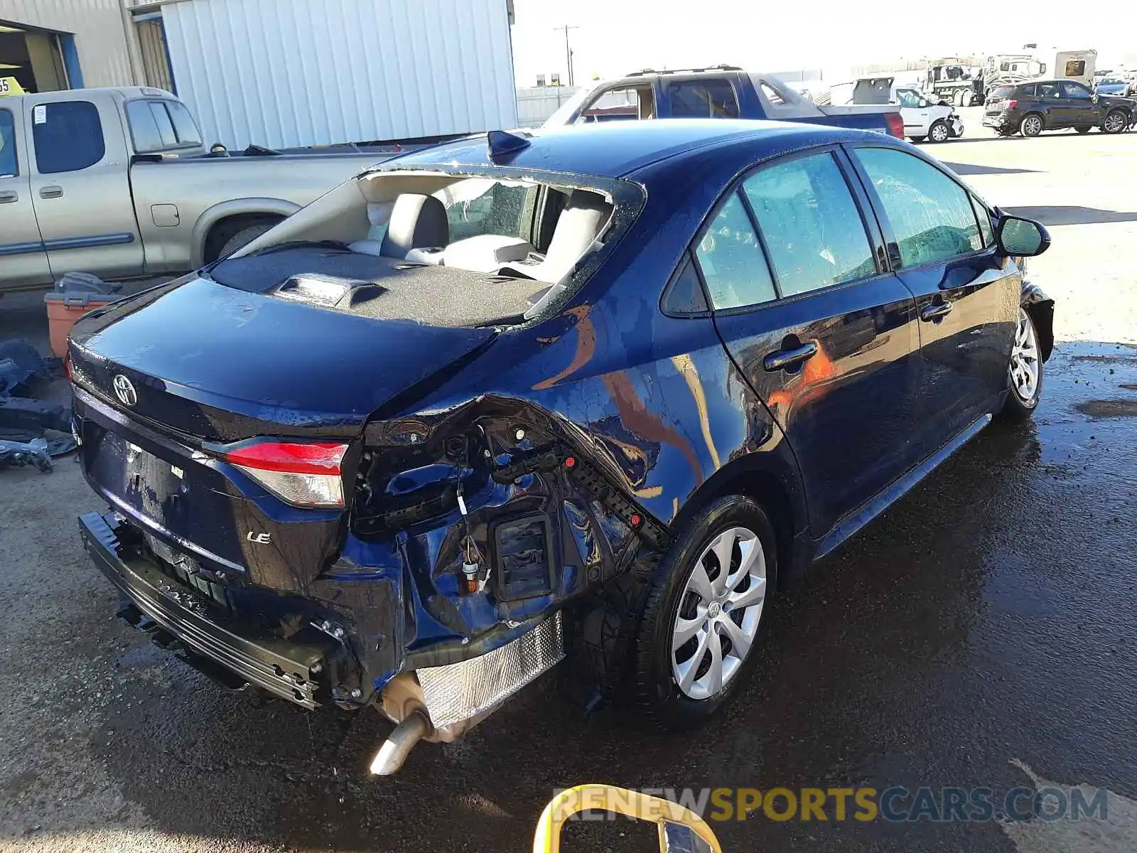 4 Photograph of a damaged car 5YFEPMAEXMP192221 TOYOTA COROLLA 2021