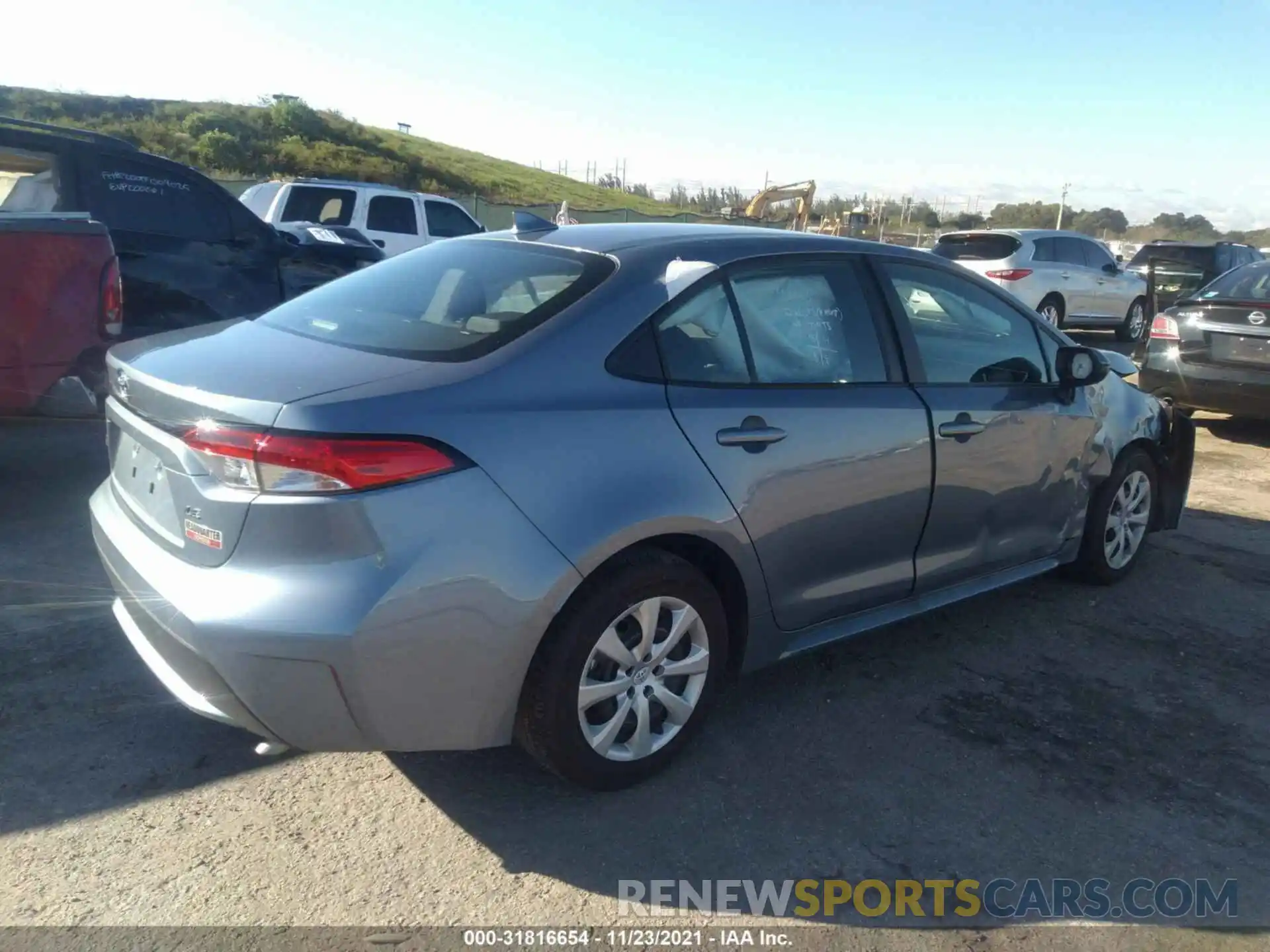 4 Photograph of a damaged car 5YFEPMAEXMP204092 TOYOTA COROLLA 2021