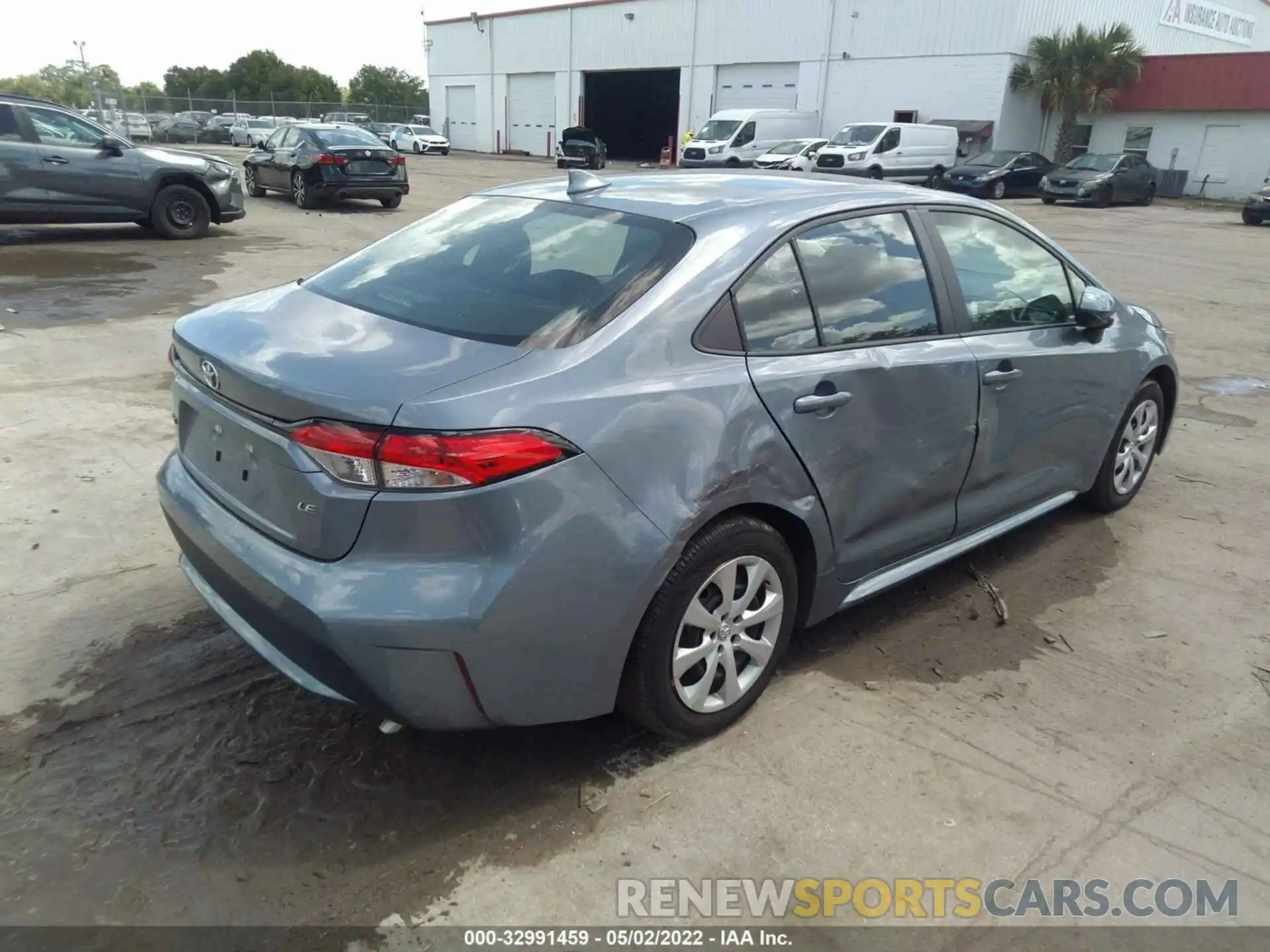 4 Photograph of a damaged car 5YFEPMAEXMP209275 TOYOTA COROLLA 2021