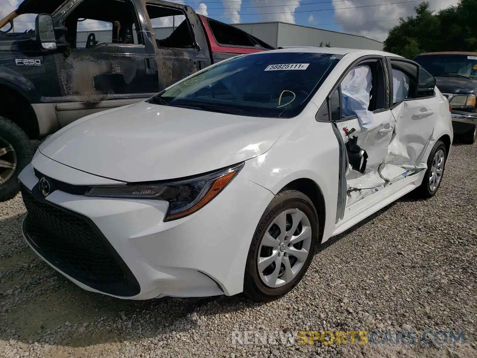 2 Photograph of a damaged car 5YFEPMAEXMP213925 TOYOTA COROLLA 2021