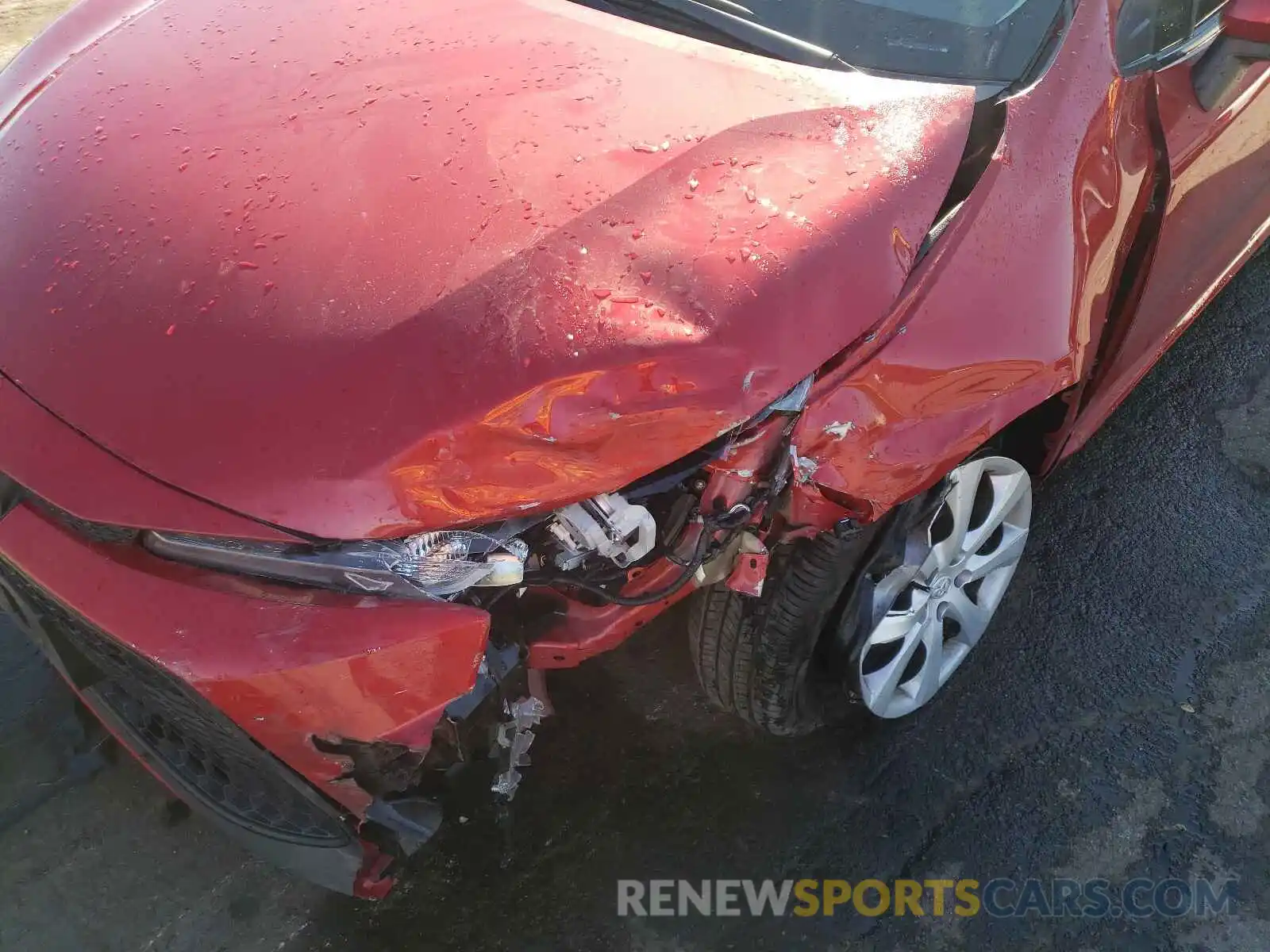 9 Photograph of a damaged car 5YFEPMAEXMP216484 TOYOTA COROLLA 2021