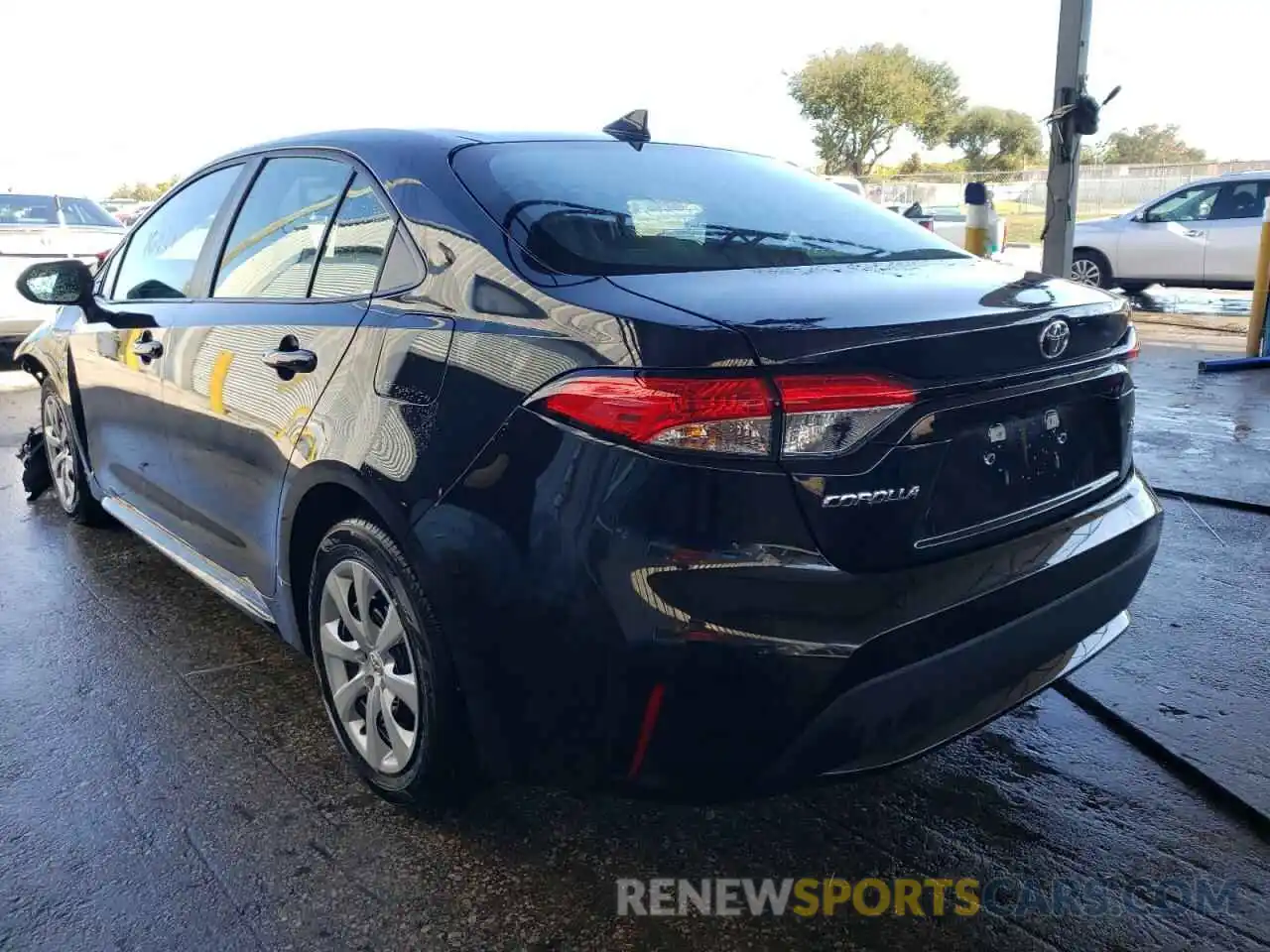 3 Photograph of a damaged car 5YFEPMAEXMP219451 TOYOTA COROLLA 2021