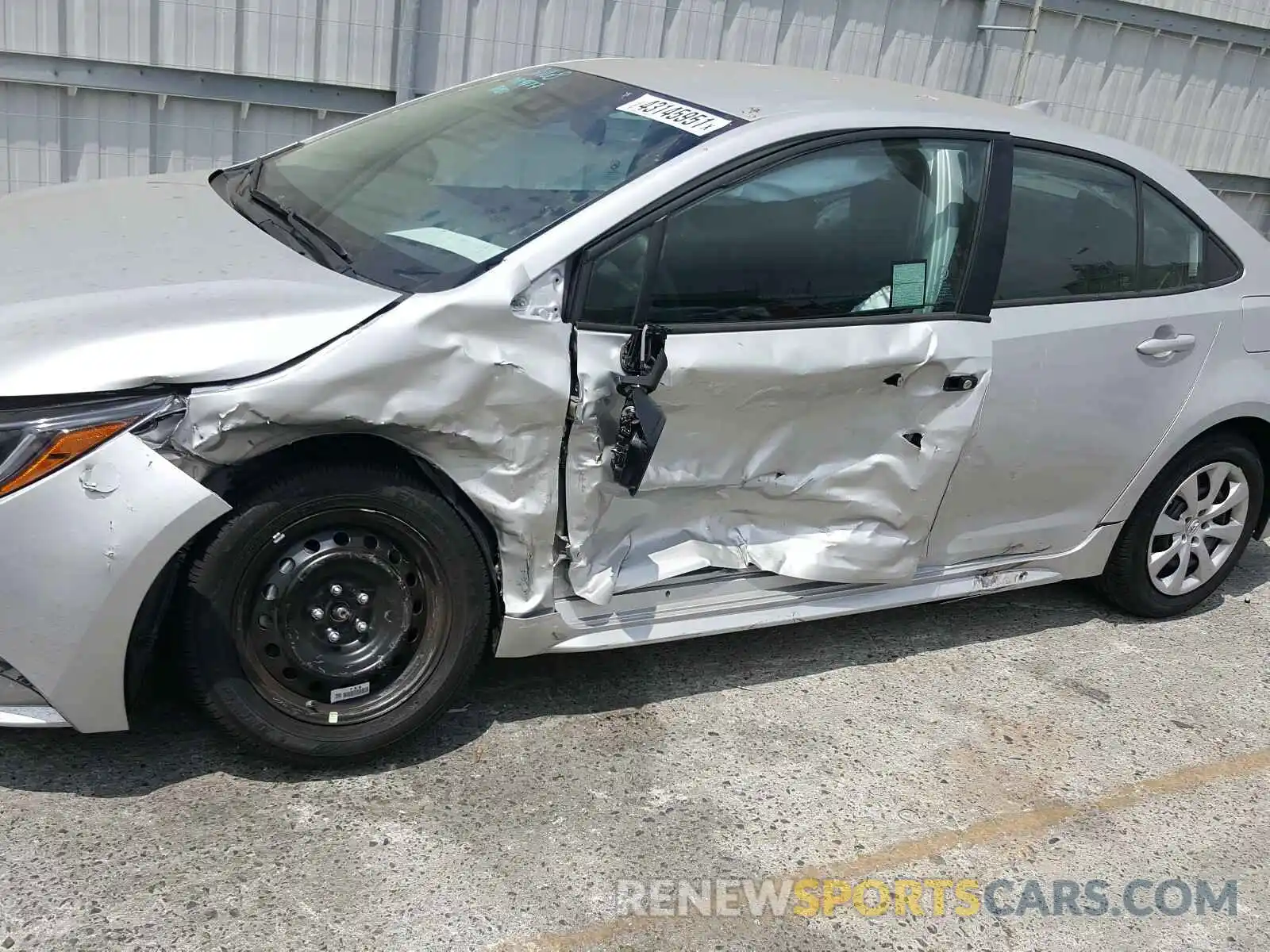 9 Photograph of a damaged car 5YFEPMAEXMP223631 TOYOTA COROLLA 2021