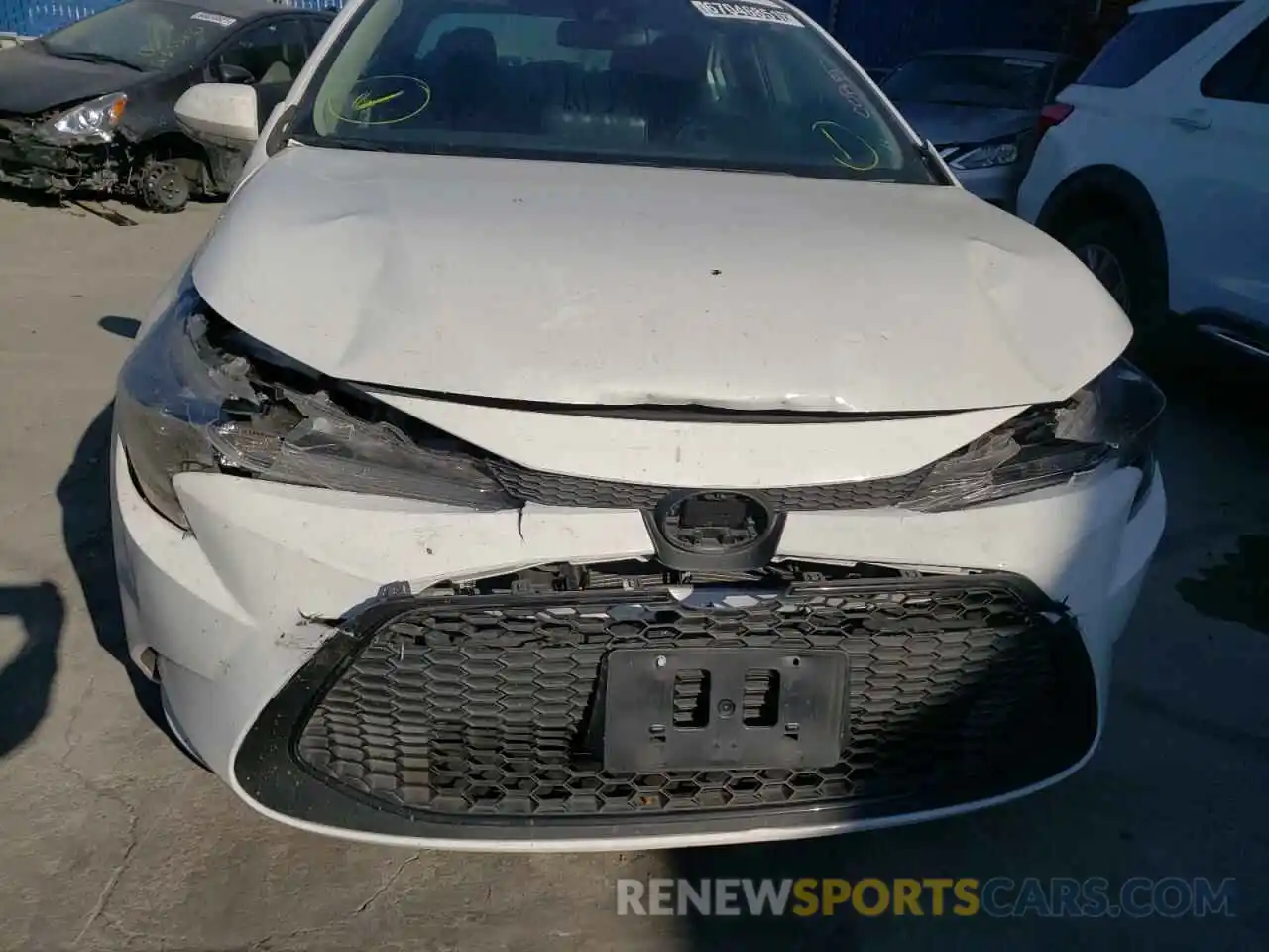 9 Photograph of a damaged car 5YFEPMAEXMP224102 TOYOTA COROLLA 2021