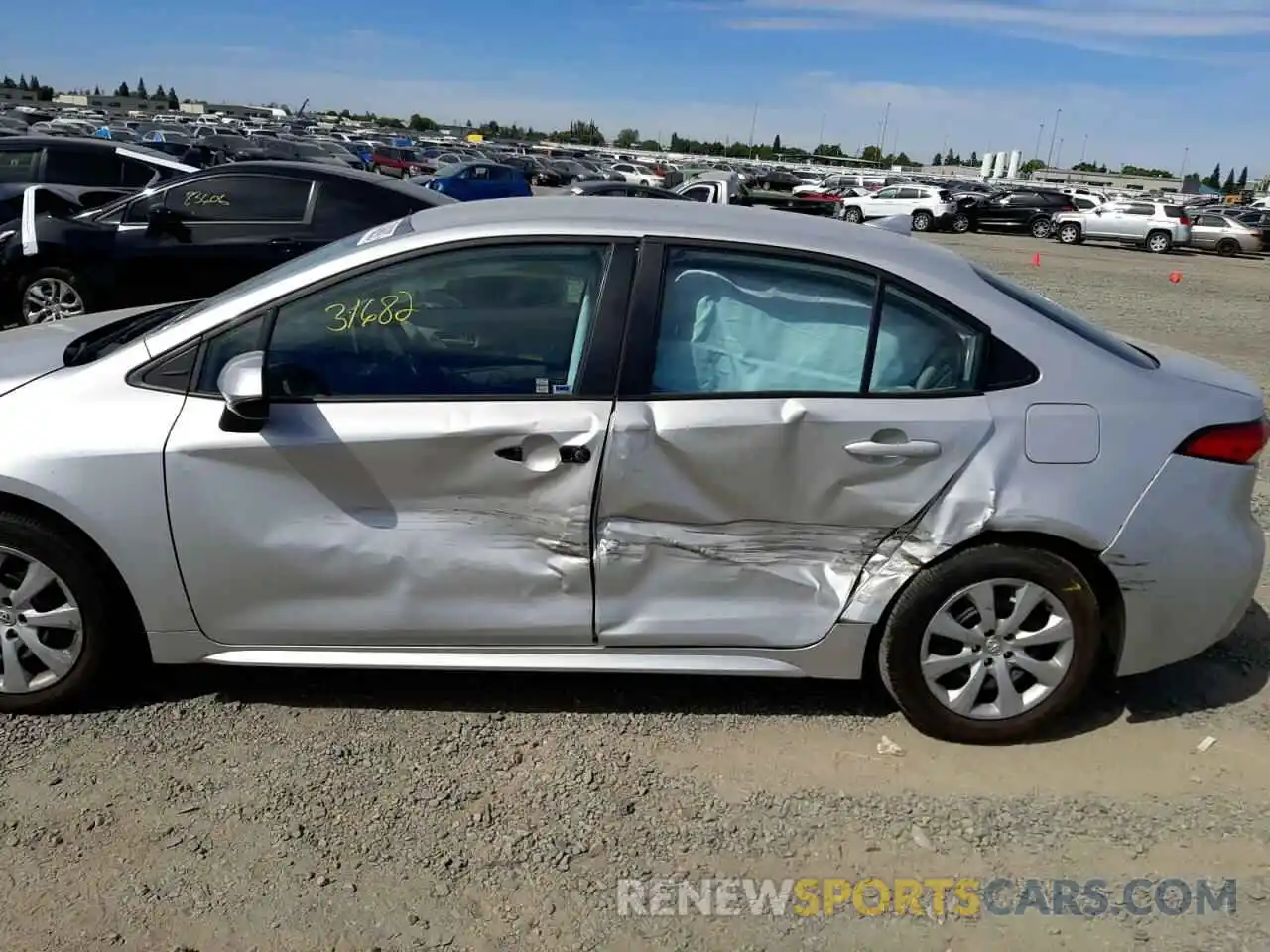 9 Photograph of a damaged car 5YFEPMAEXMP227923 TOYOTA COROLLA 2021