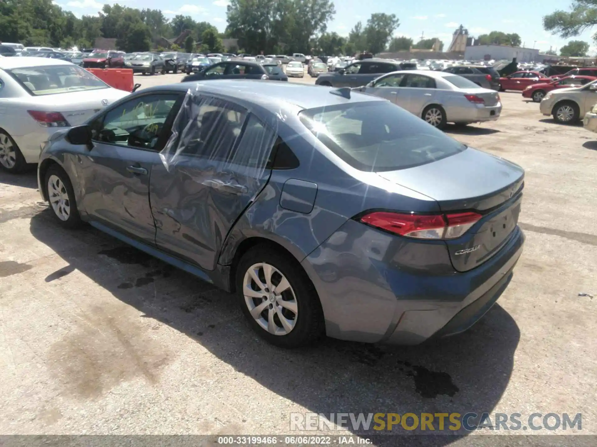 3 Photograph of a damaged car 5YFEPMAEXMP230630 TOYOTA COROLLA 2021